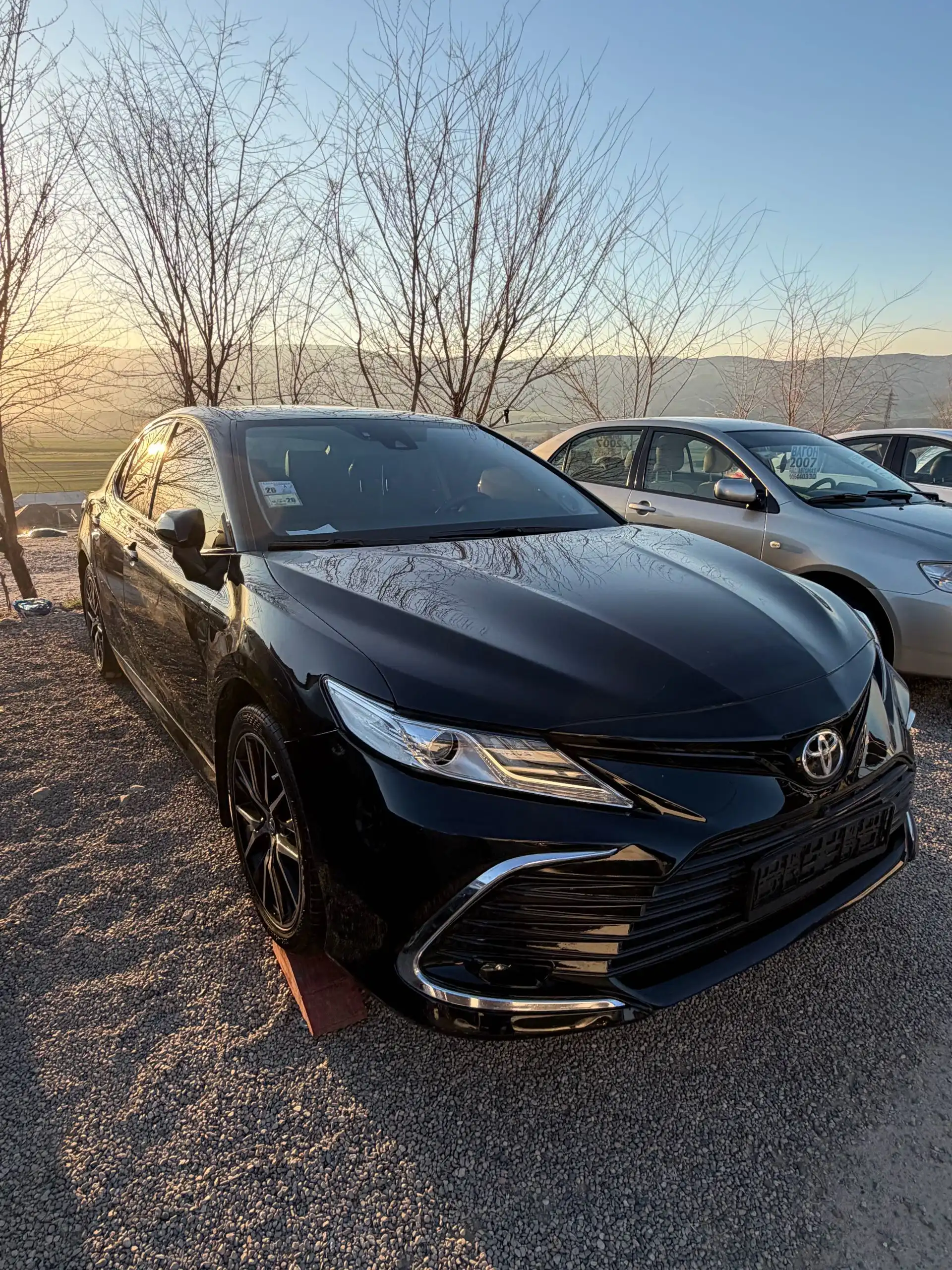 Toyota Camry 2018 — фото 2