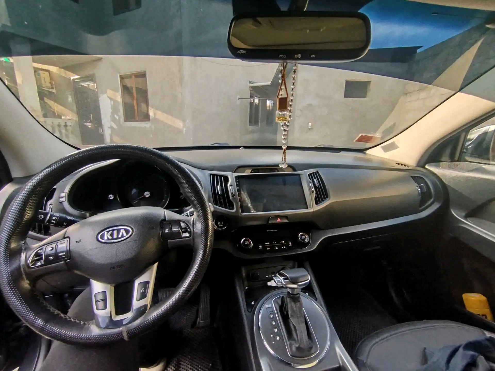 Kia Sportage 2011 — фото 2
