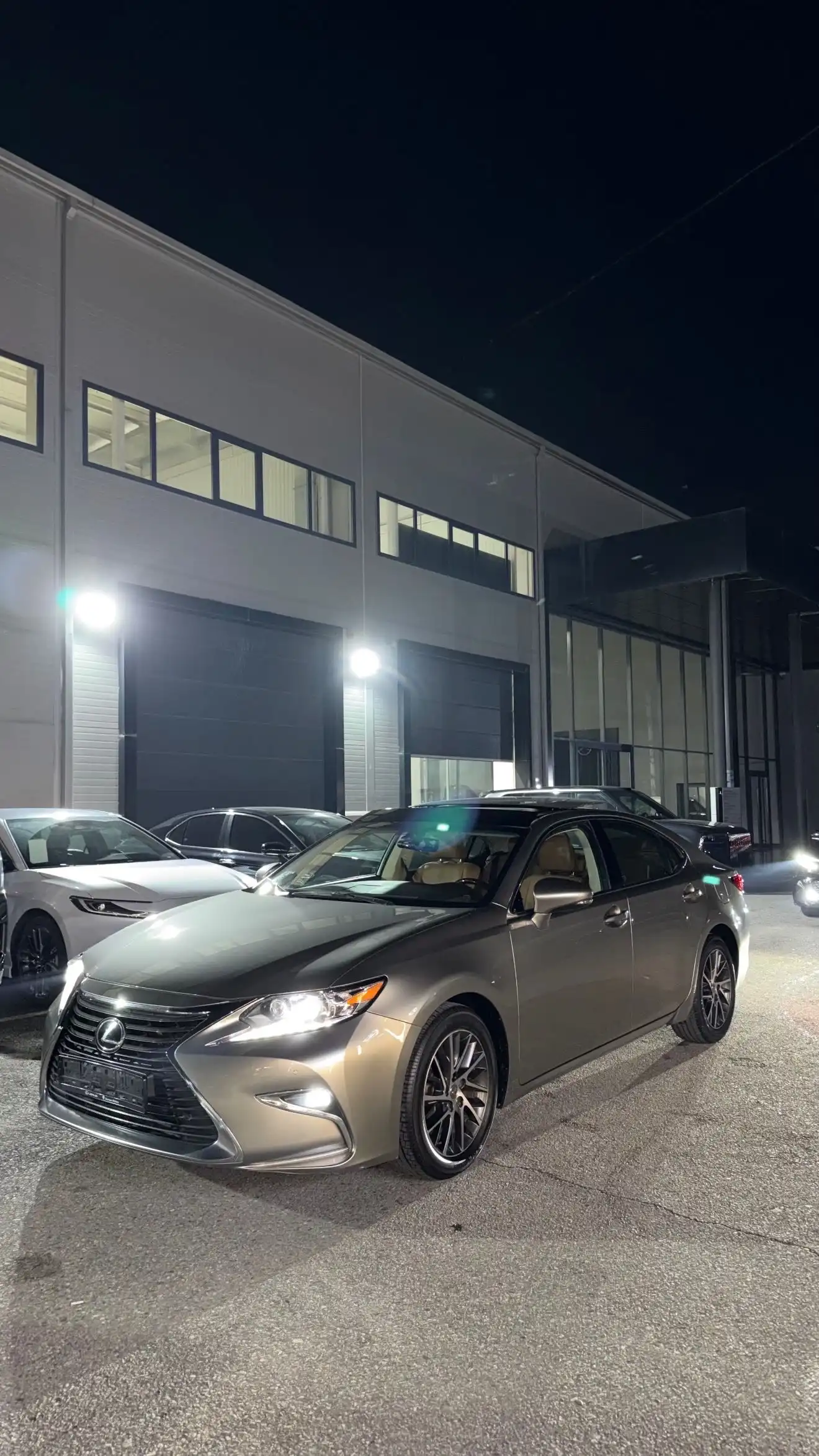 Lexus Es series 2016