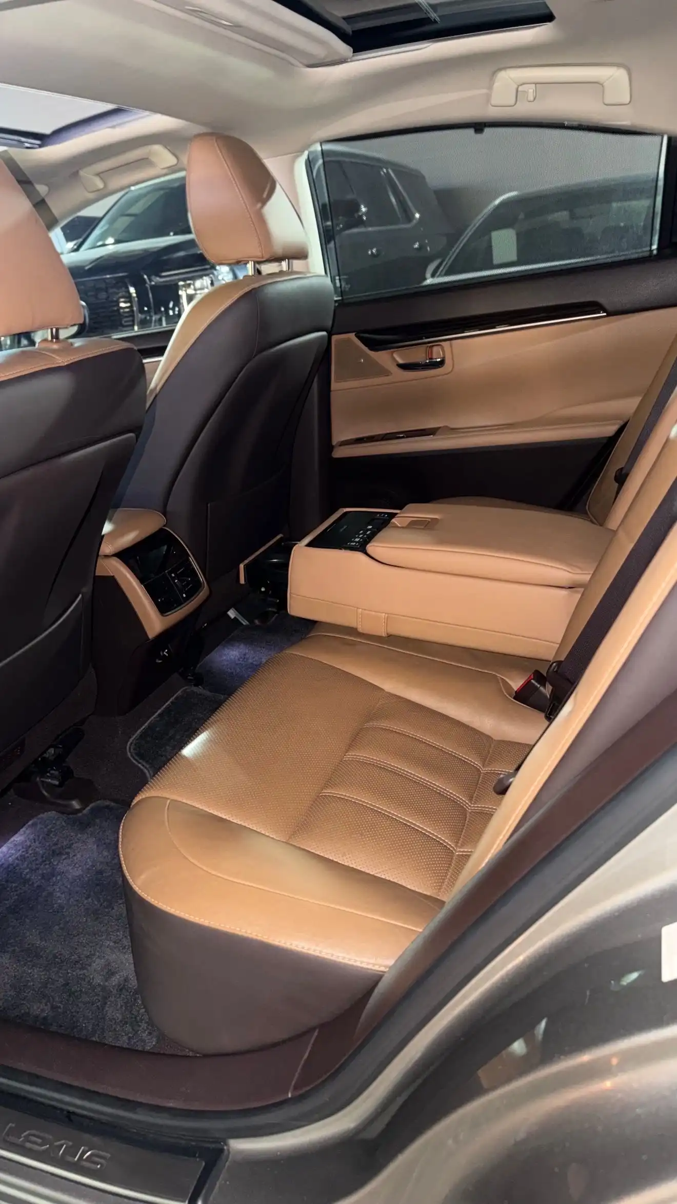 Lexus Es series 2016