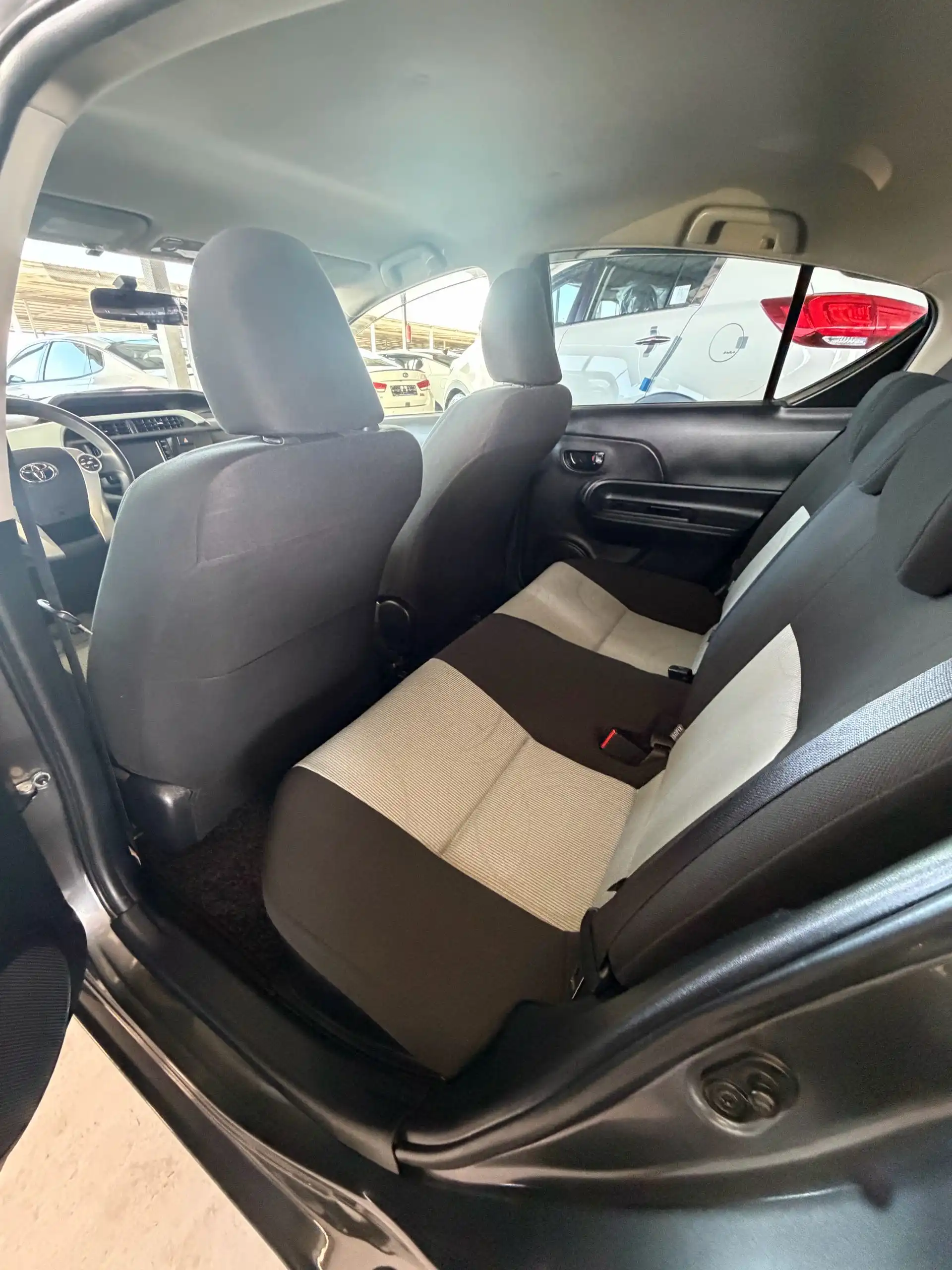 Toyota Aqua 2014