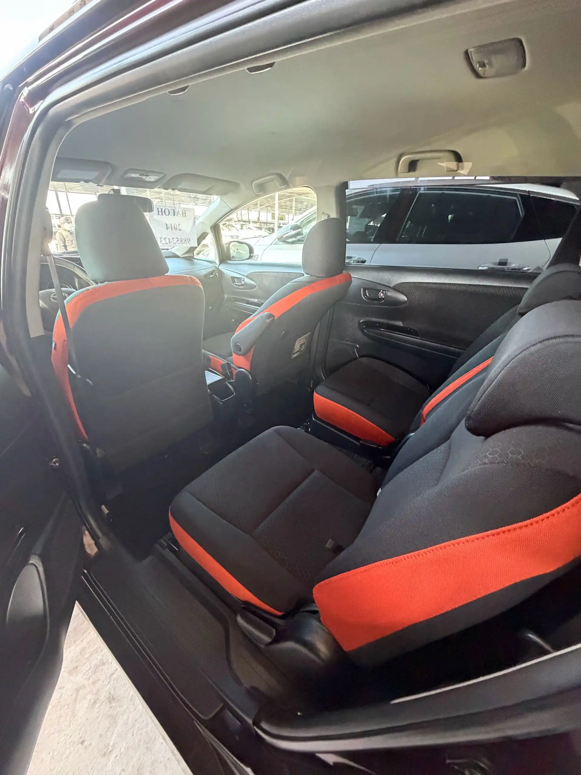 Toyota Vista 2014