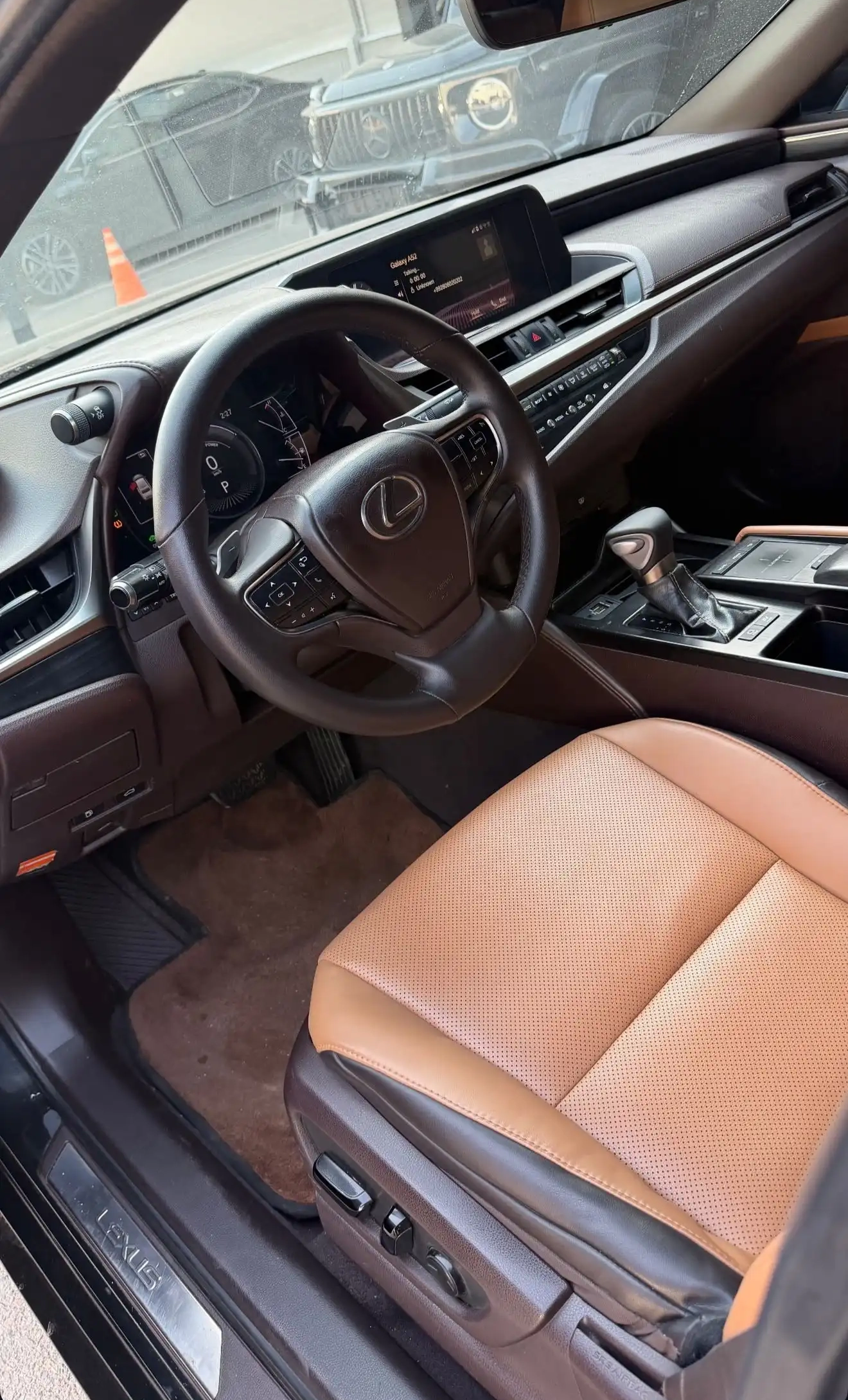 Lexus Es series 2019