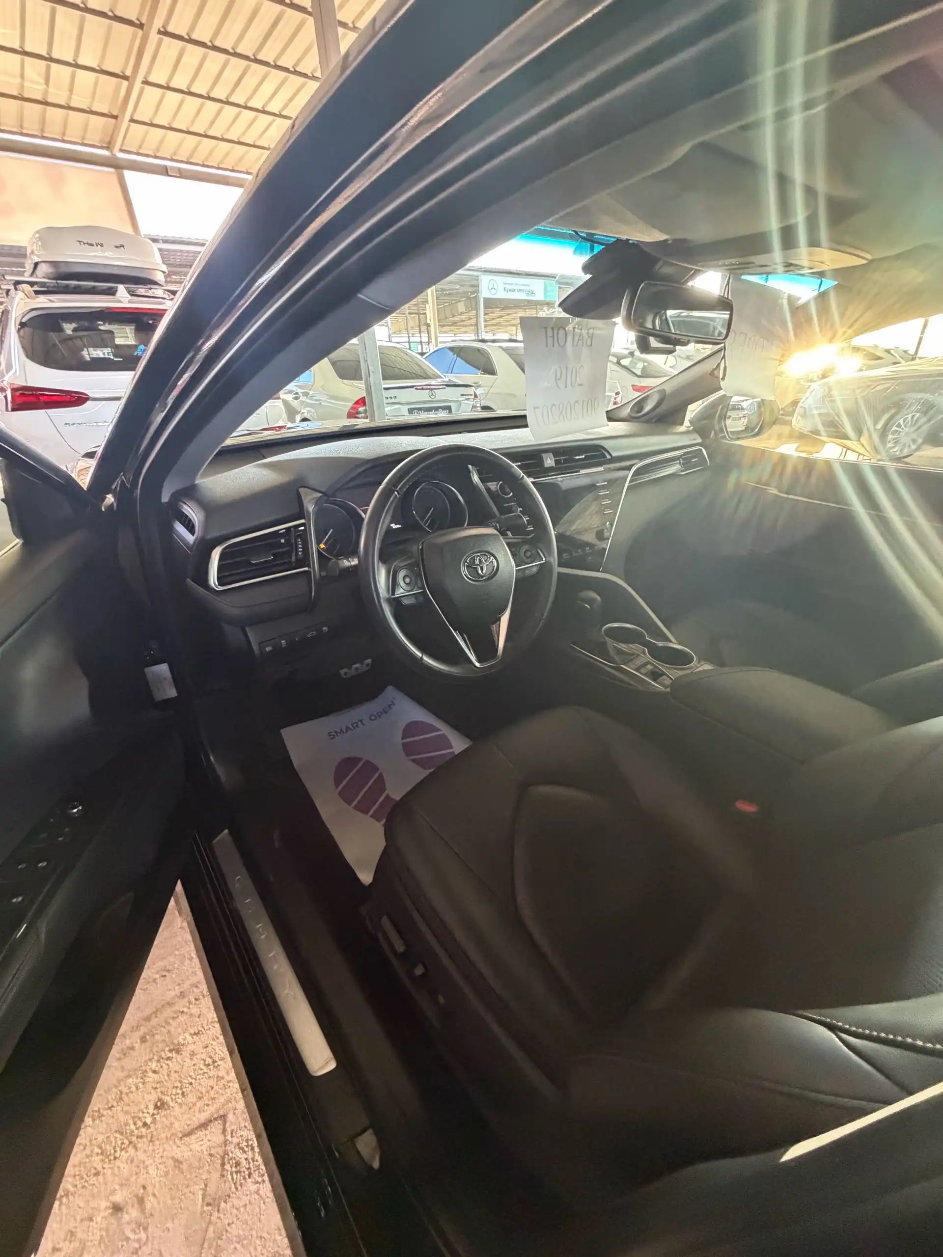 Toyota Camry 2019