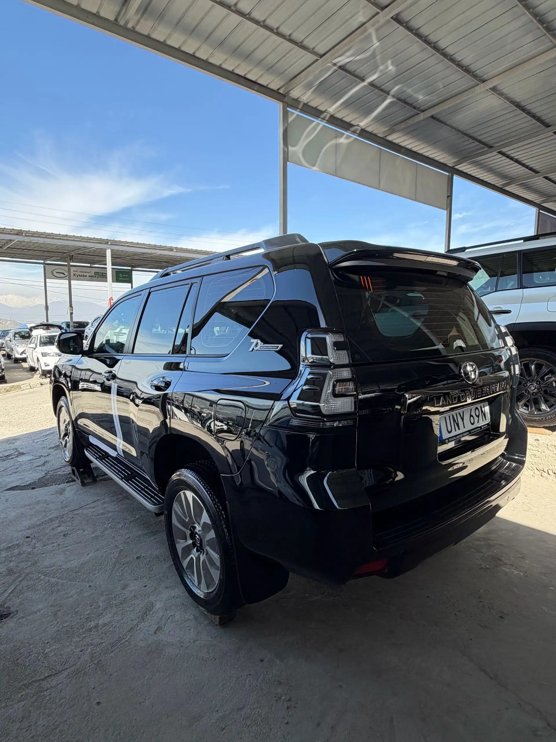 Toyota Land cruiser prado 2023