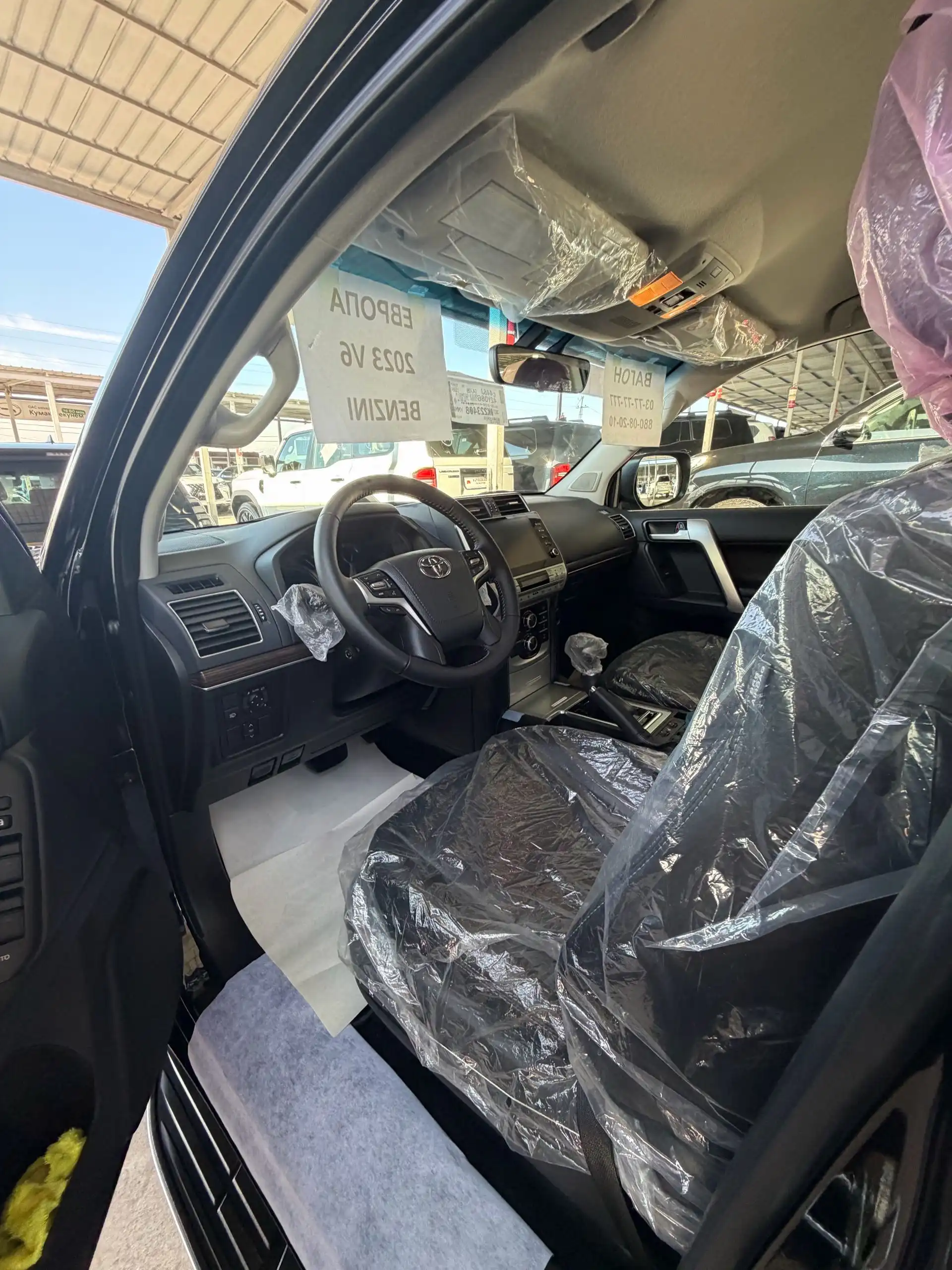 Toyota Land cruiser prado 2023