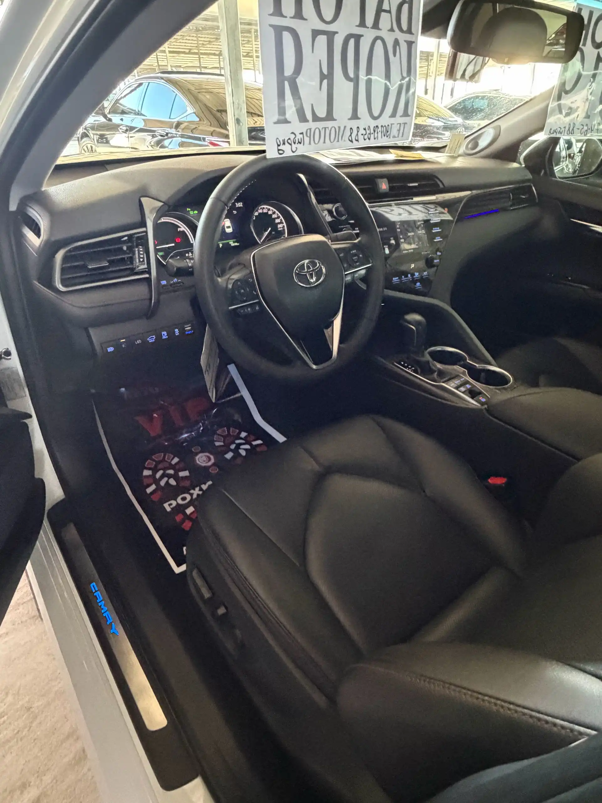 Toyota Camry 2019 — фото 3
