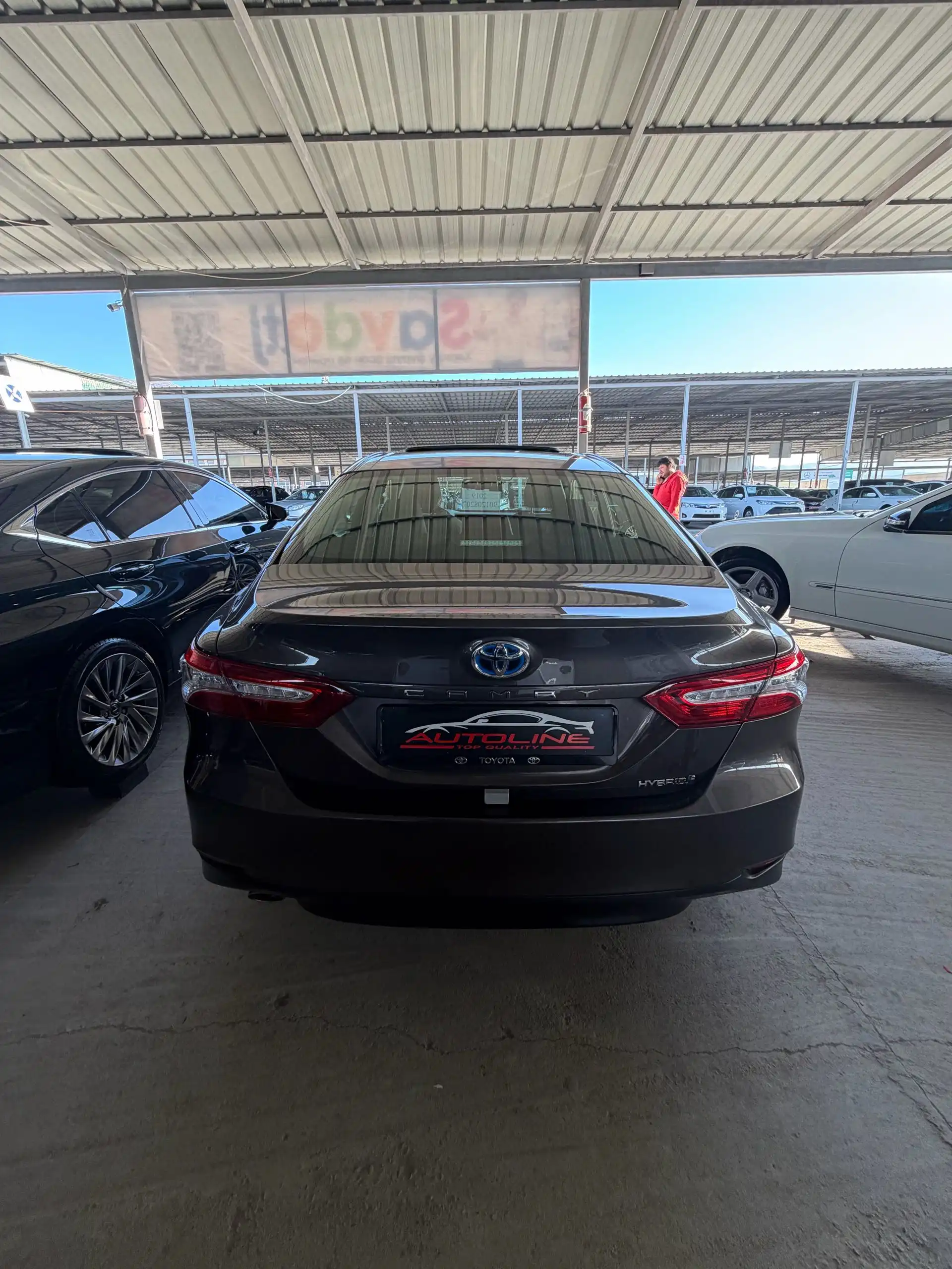Toyota Camry 2018 — фото 3