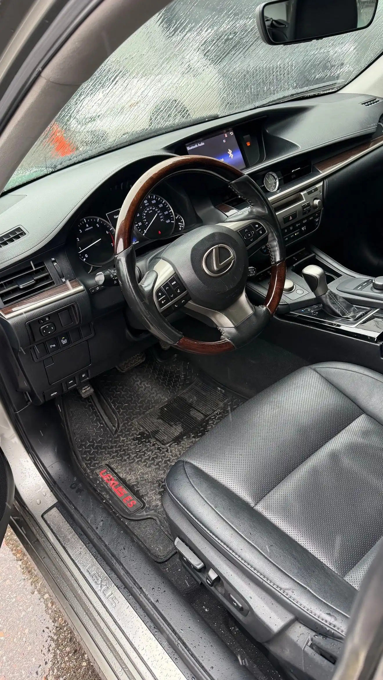 Lexus Es series 2016
