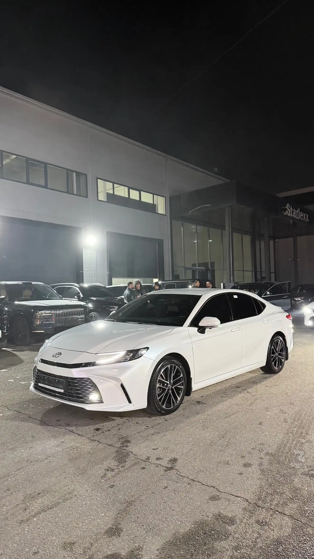 Toyota Camry 2025