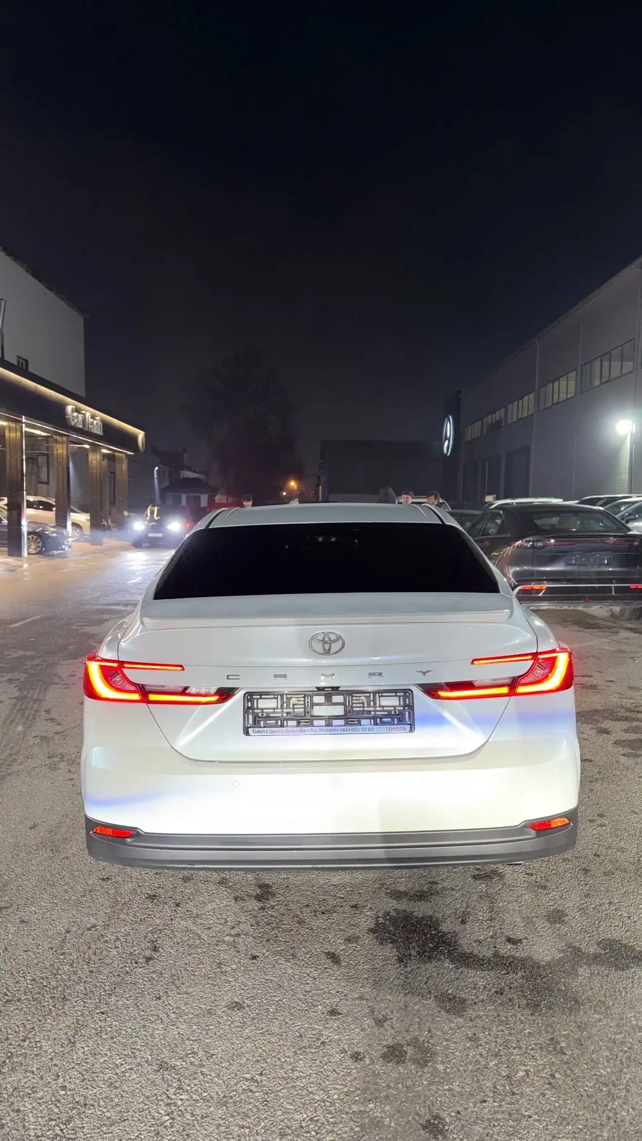 Toyota Camry 2025