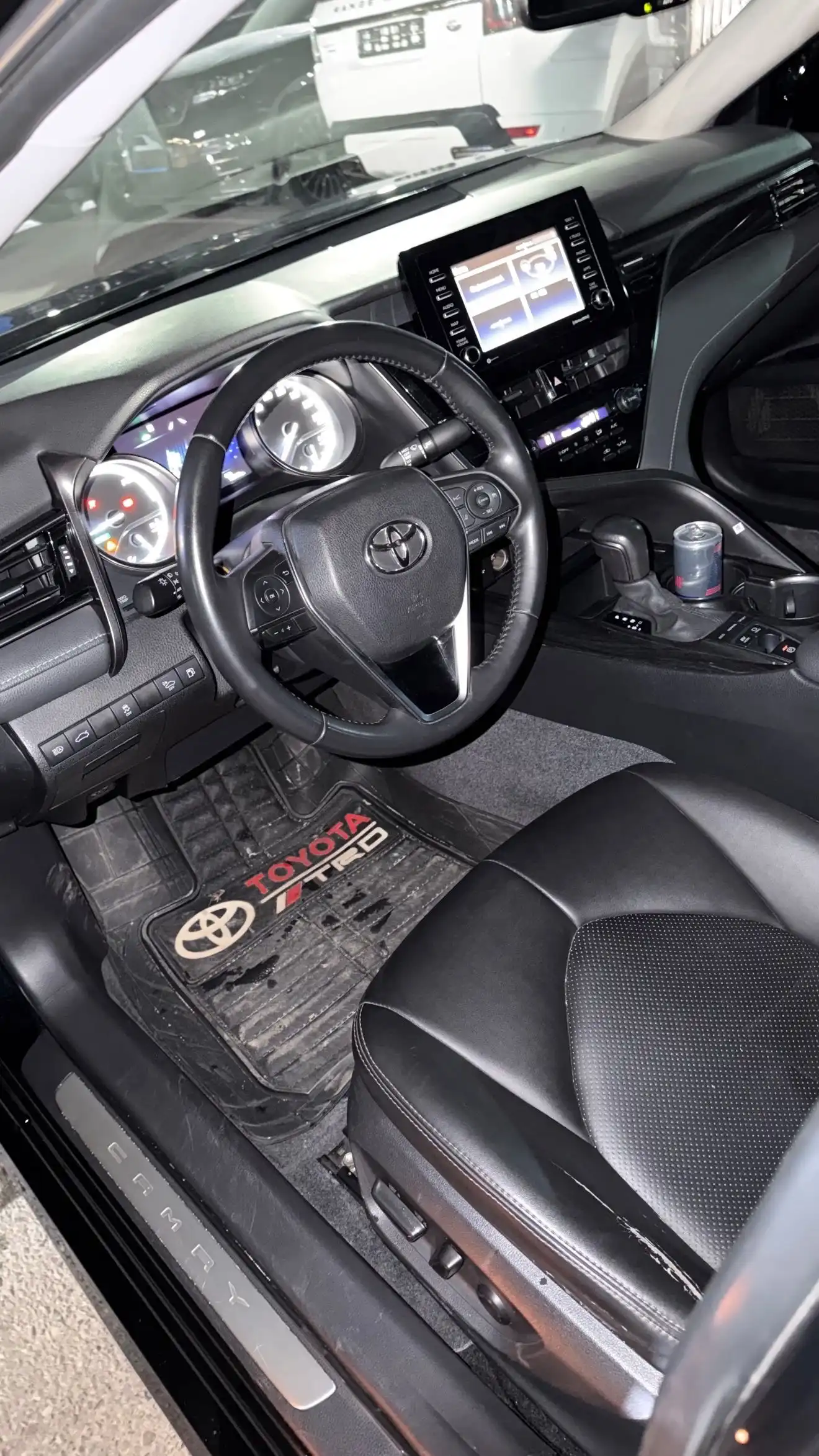 Toyota Camry 2018 — фото 5