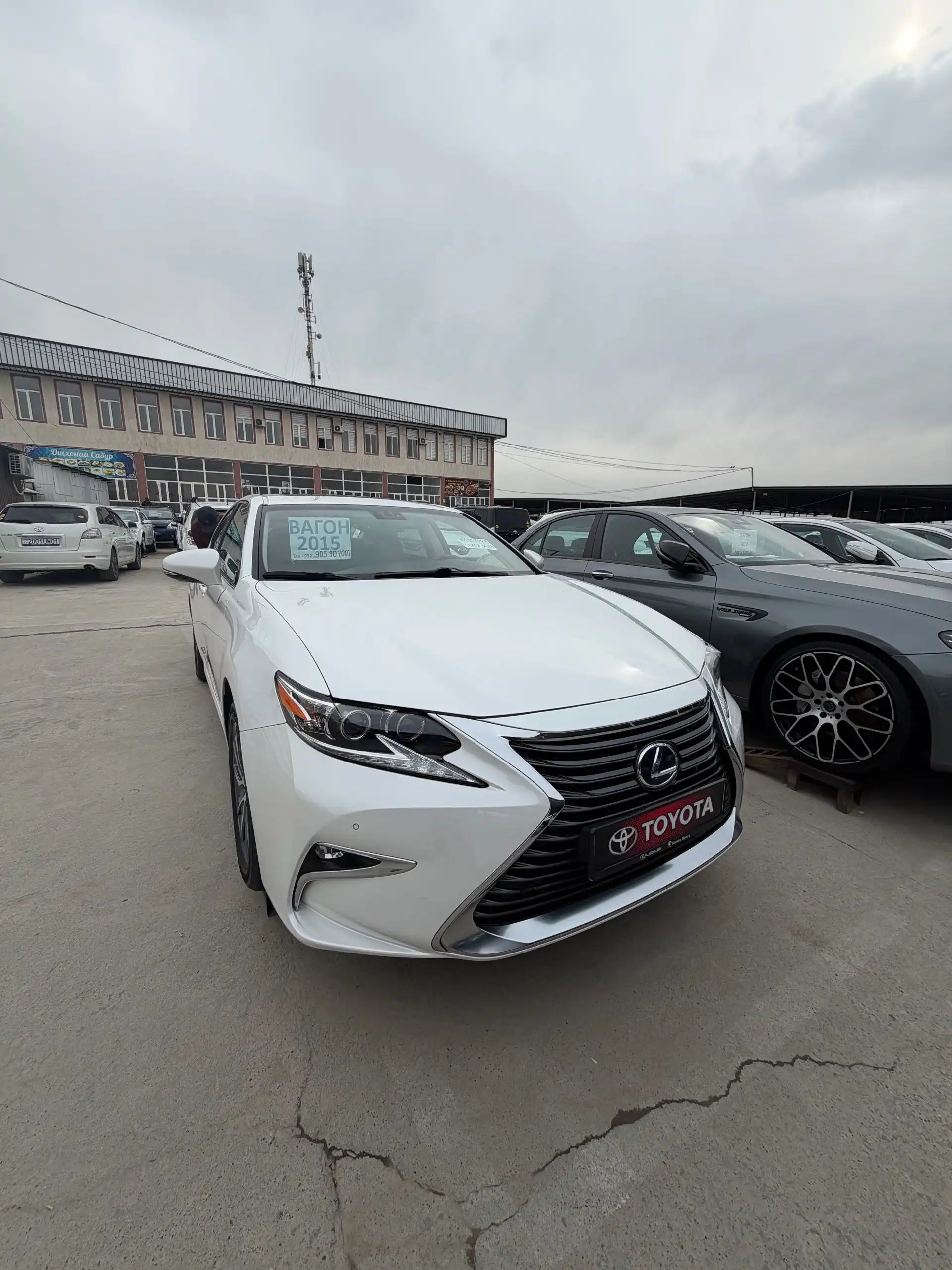 Lexus Es series 2015 — фото 2