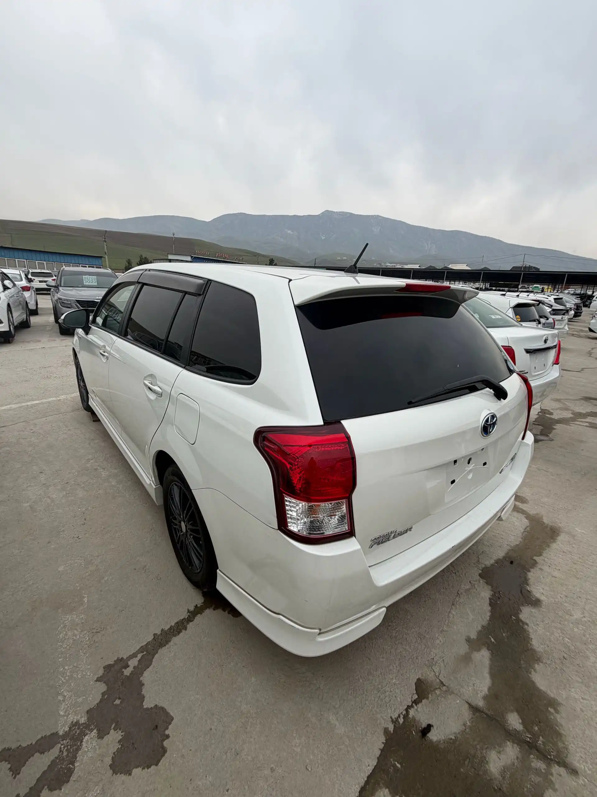 Toyota Fielder 2015 — фото 4