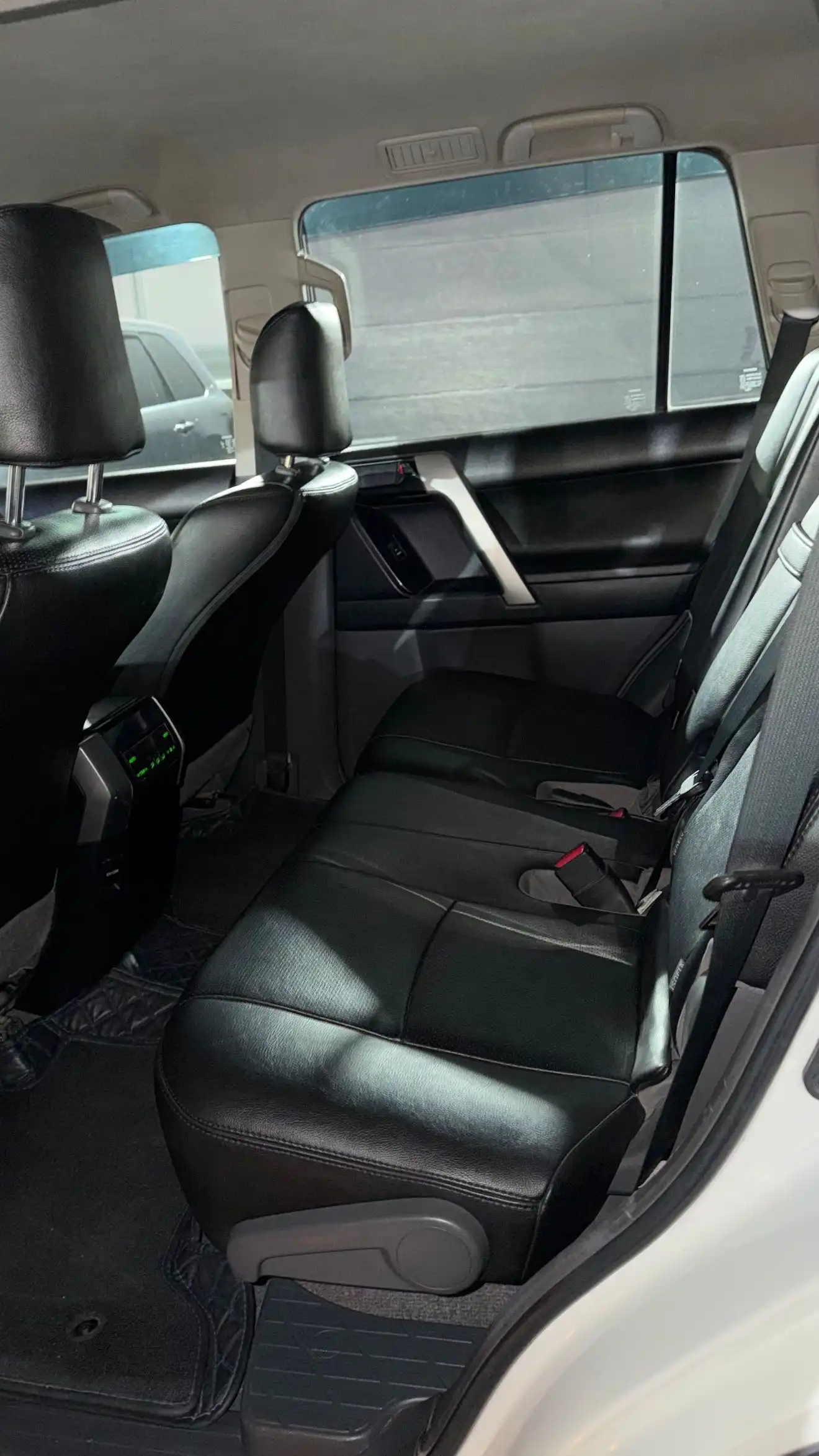 Toyota Land cruiser prado 2011 — фото 4