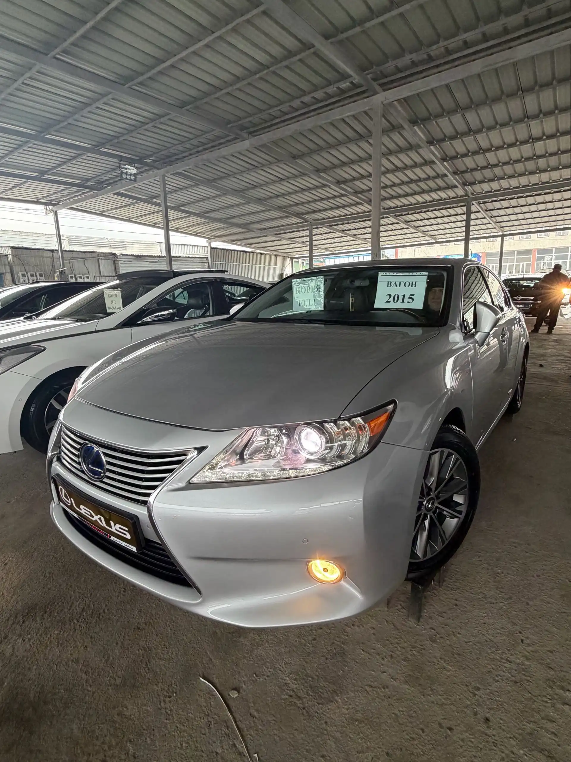 Lexus Es series 2015 — фото 2