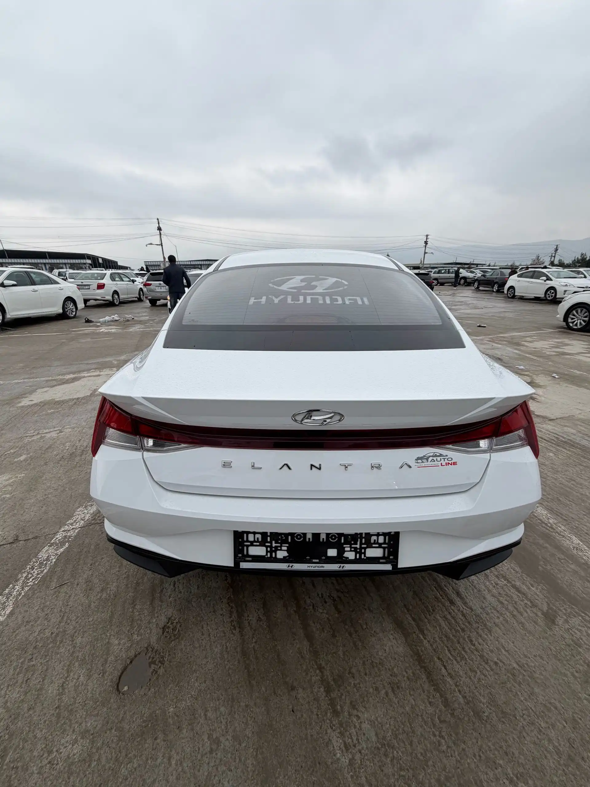 Hyundai Elantra 2022