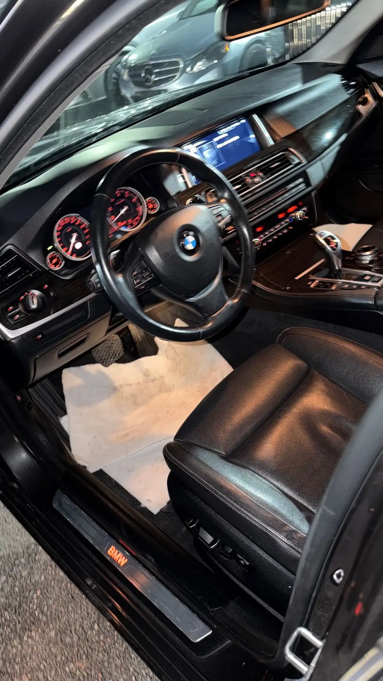 BMW 5 series 2015 — фото 5