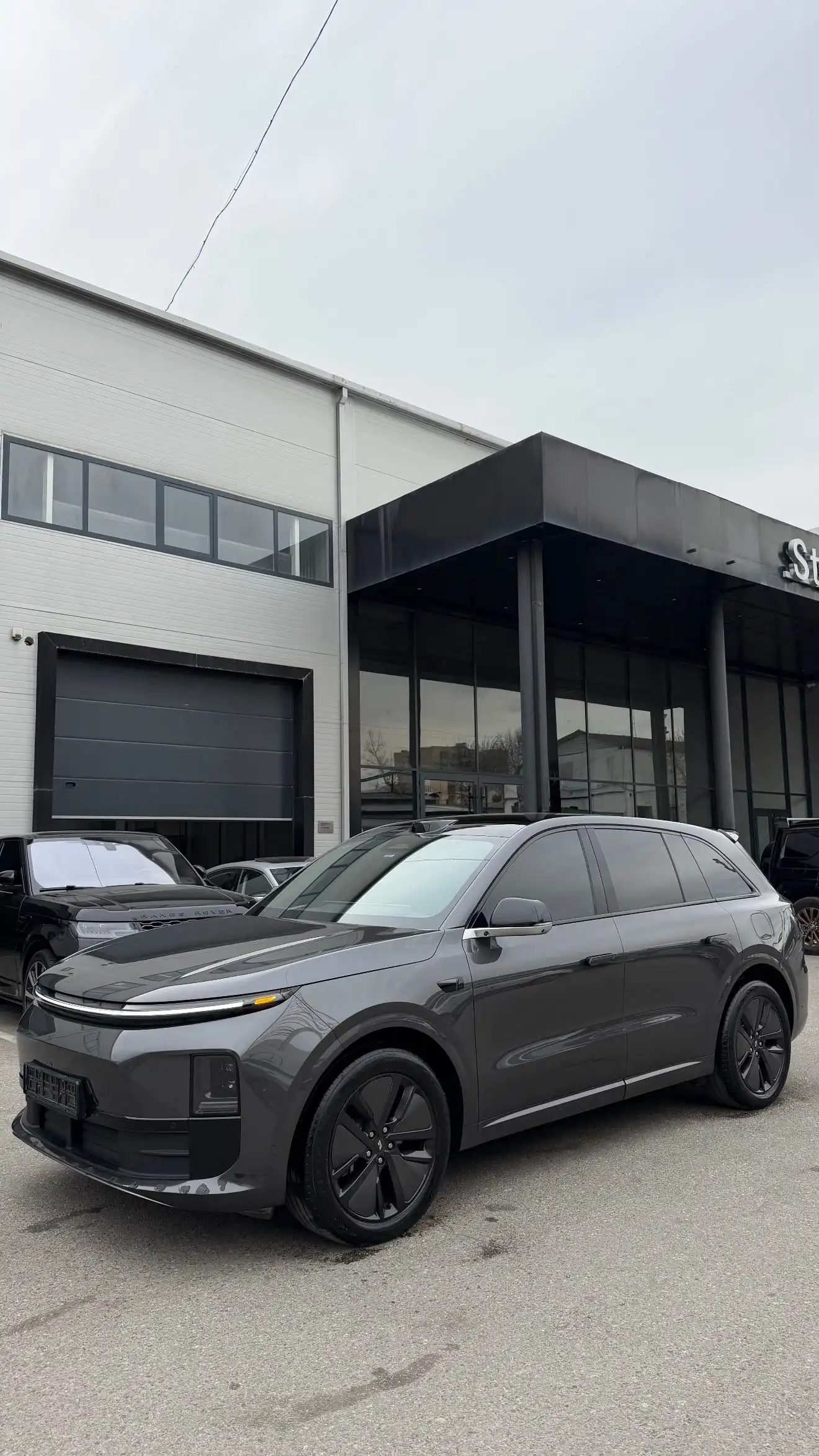 Li Auto L6 2025