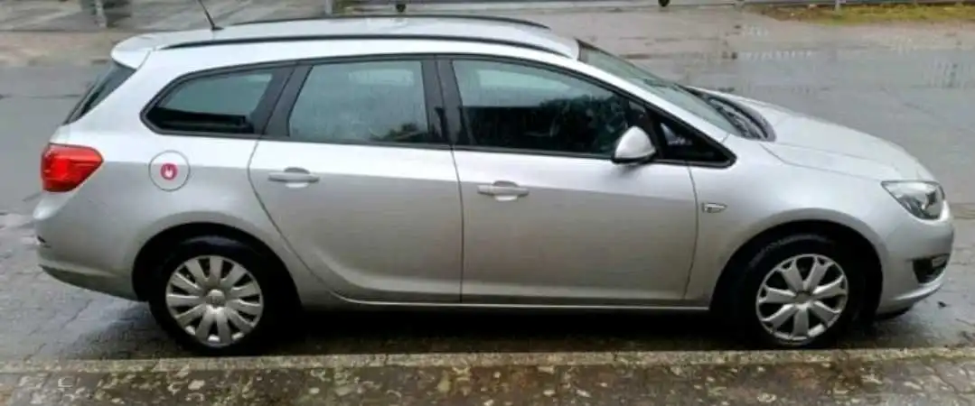 Opel Astra j 2014 — фото 2