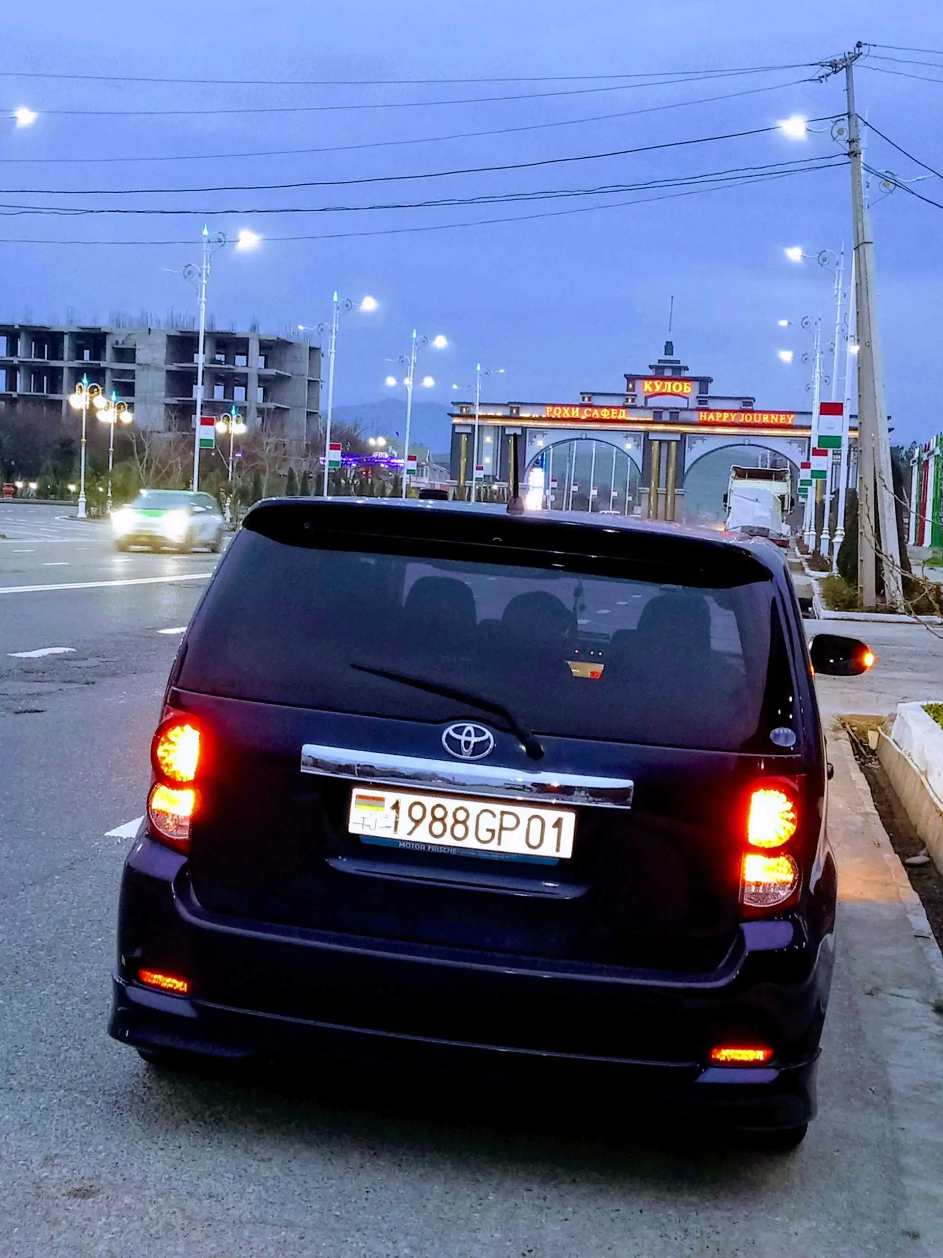 Toyota Rumion 2008
