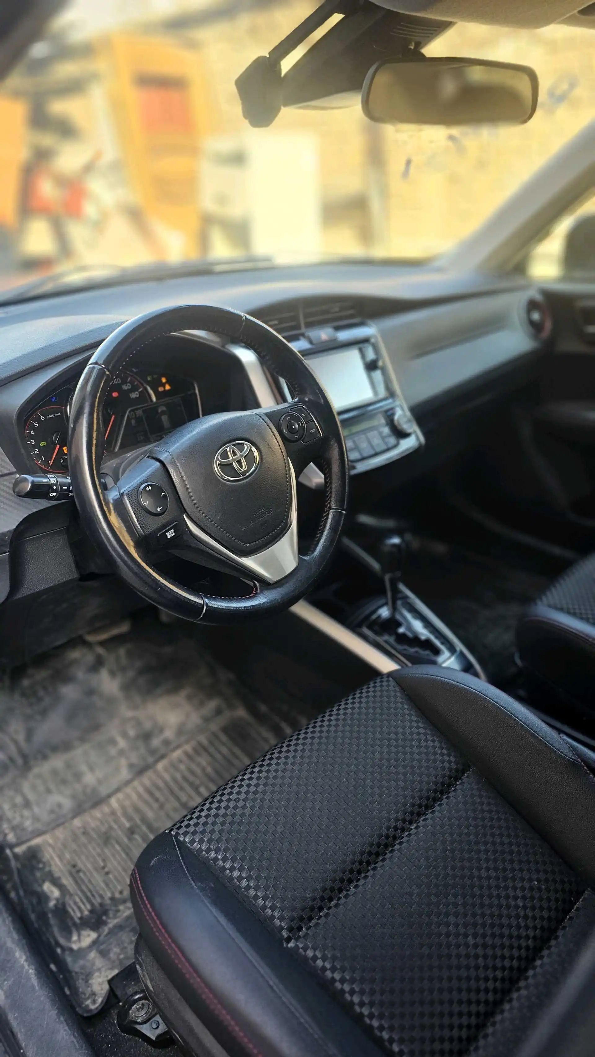 Toyota Fielder 2017