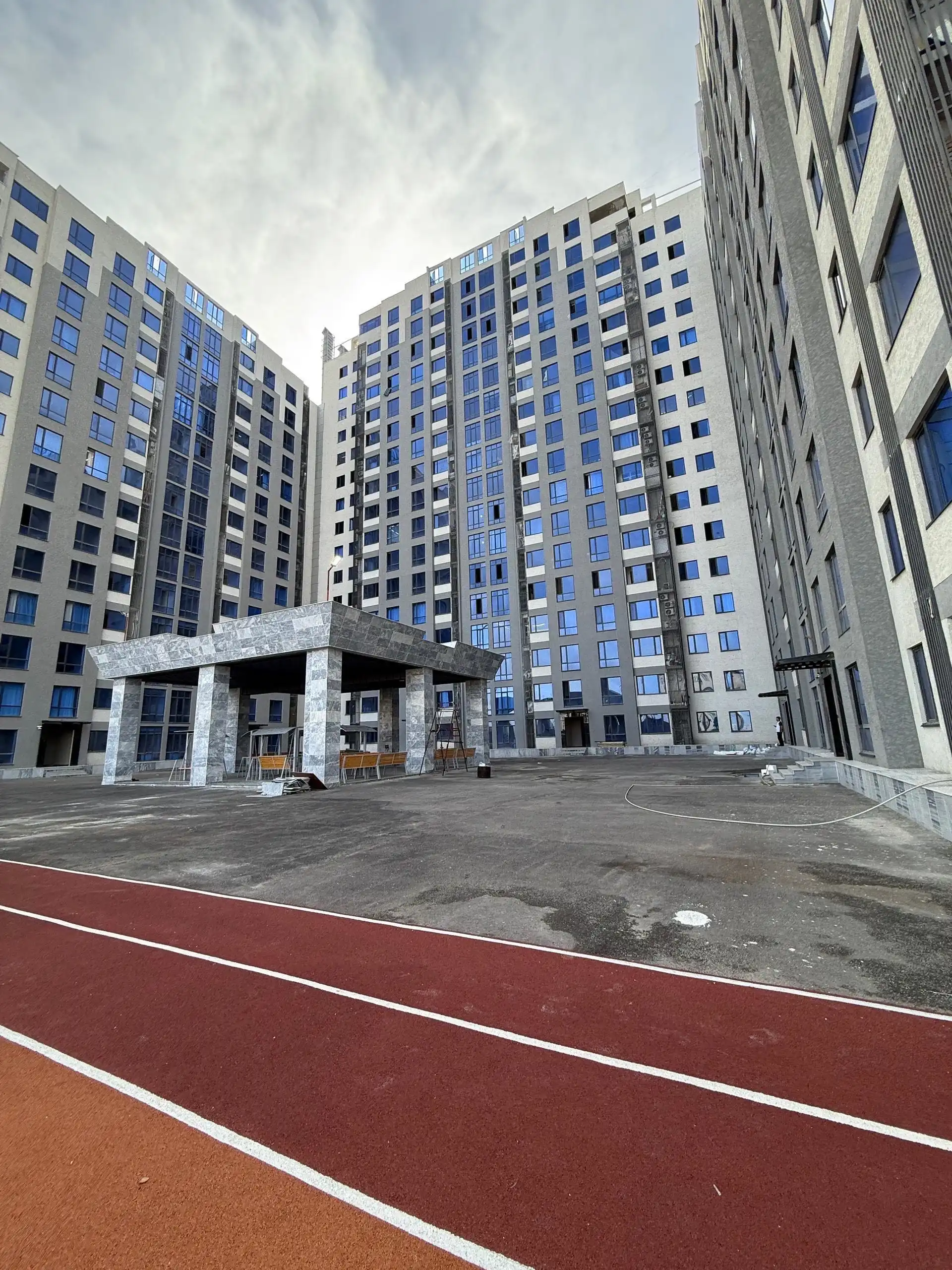 2-к квартира, 14 этаж, 81 м², 82 мкрн — фото 12