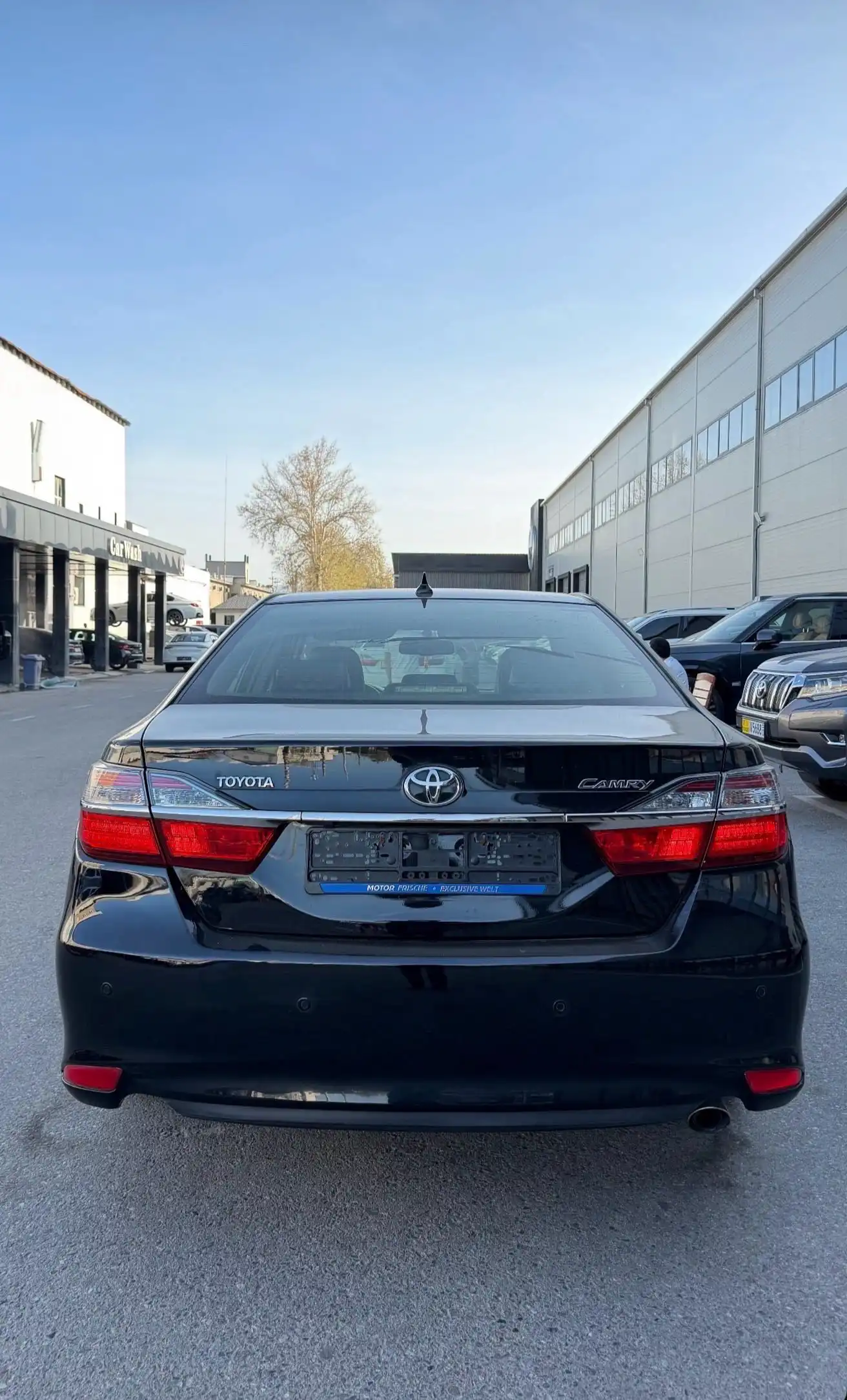 Toyota Camry 2017 — фото 3
