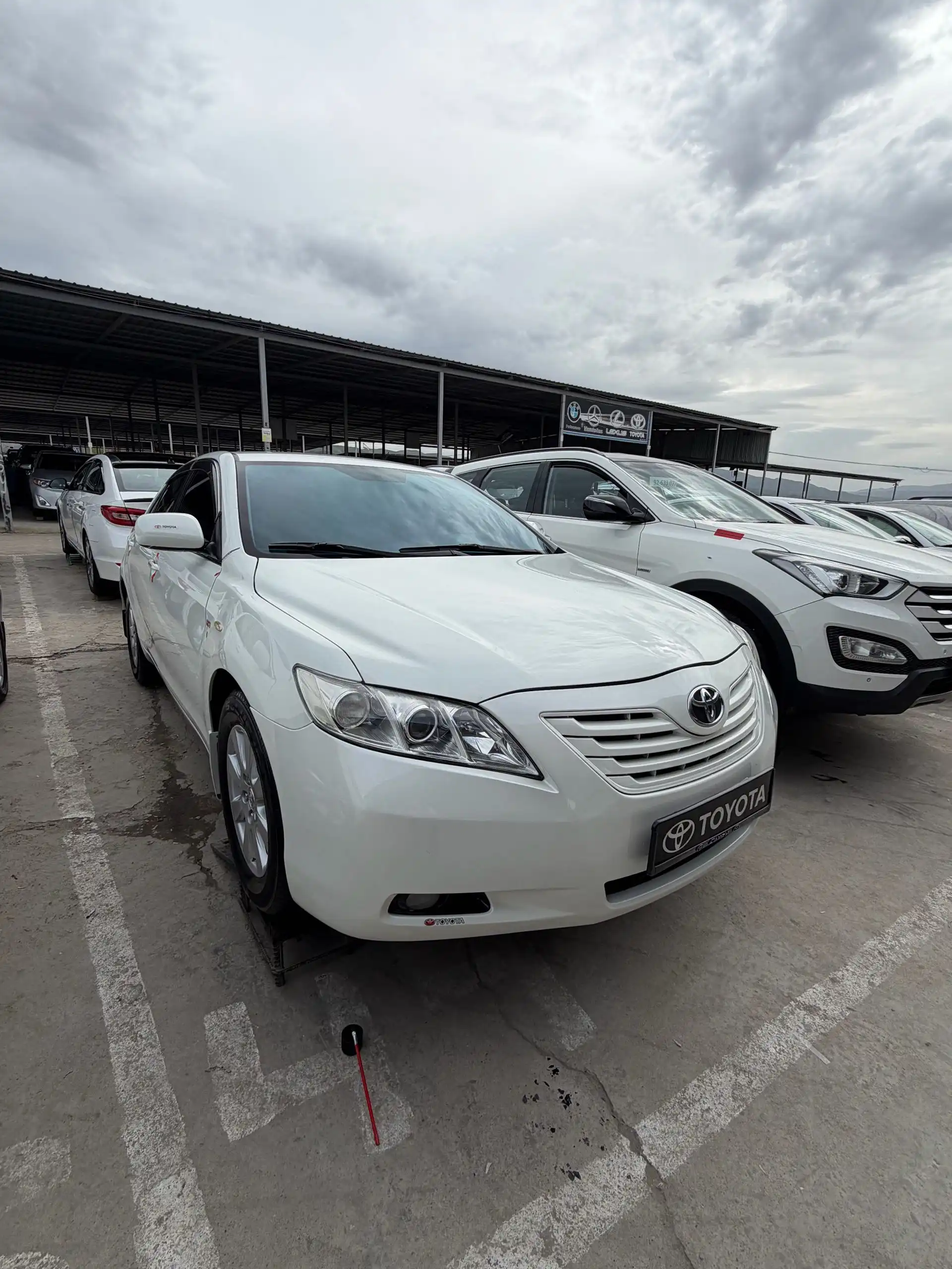Toyota Camry 2008 — фото 2