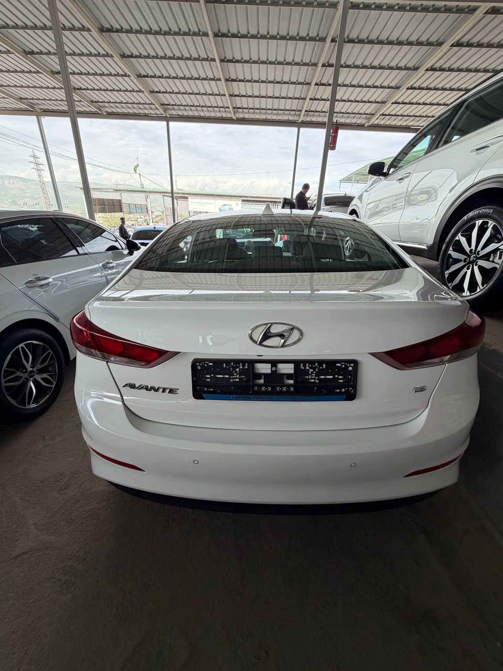 Hyundai Avante 2015