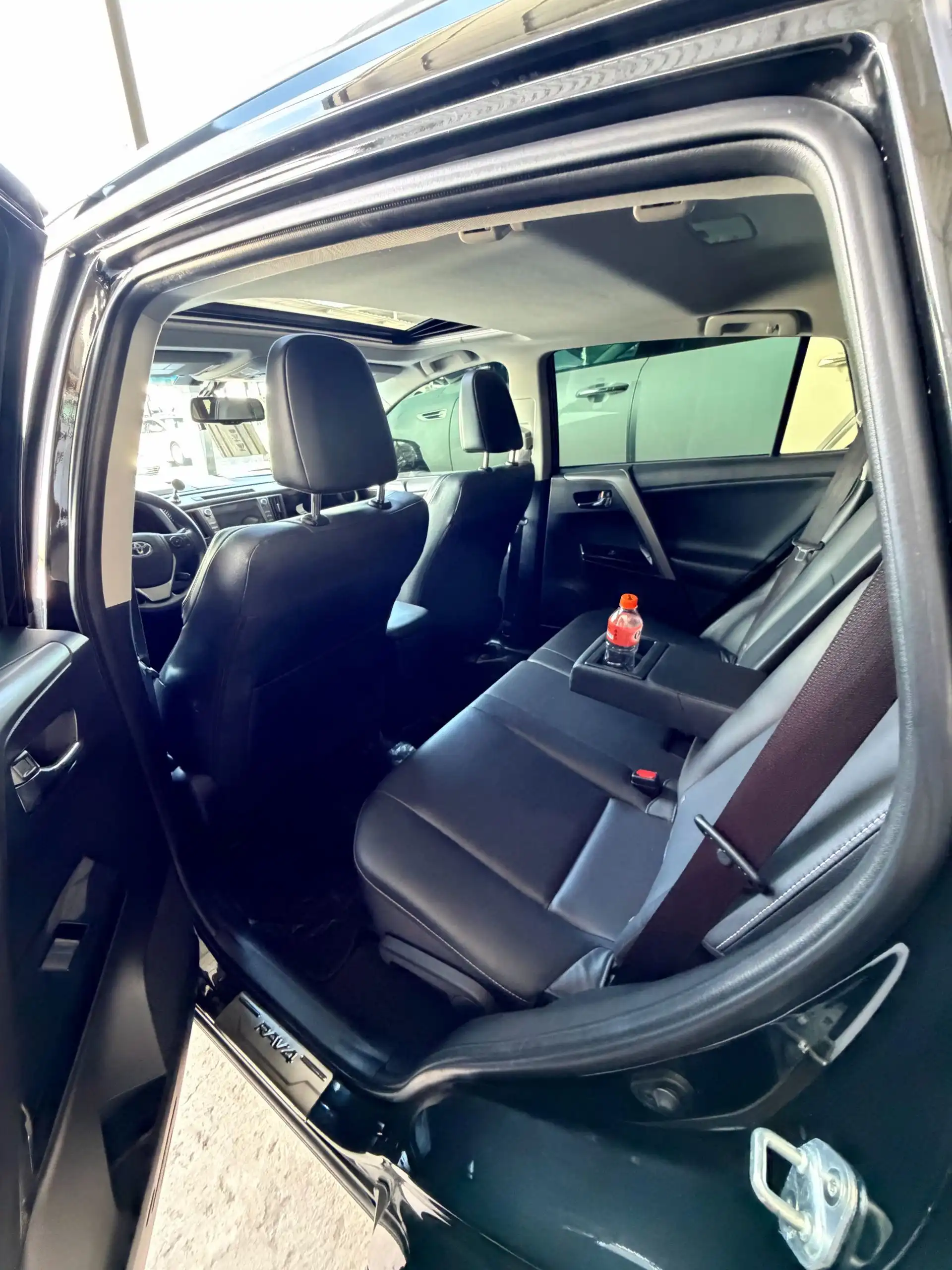 Toyota Rav 4 2015 — фото 4