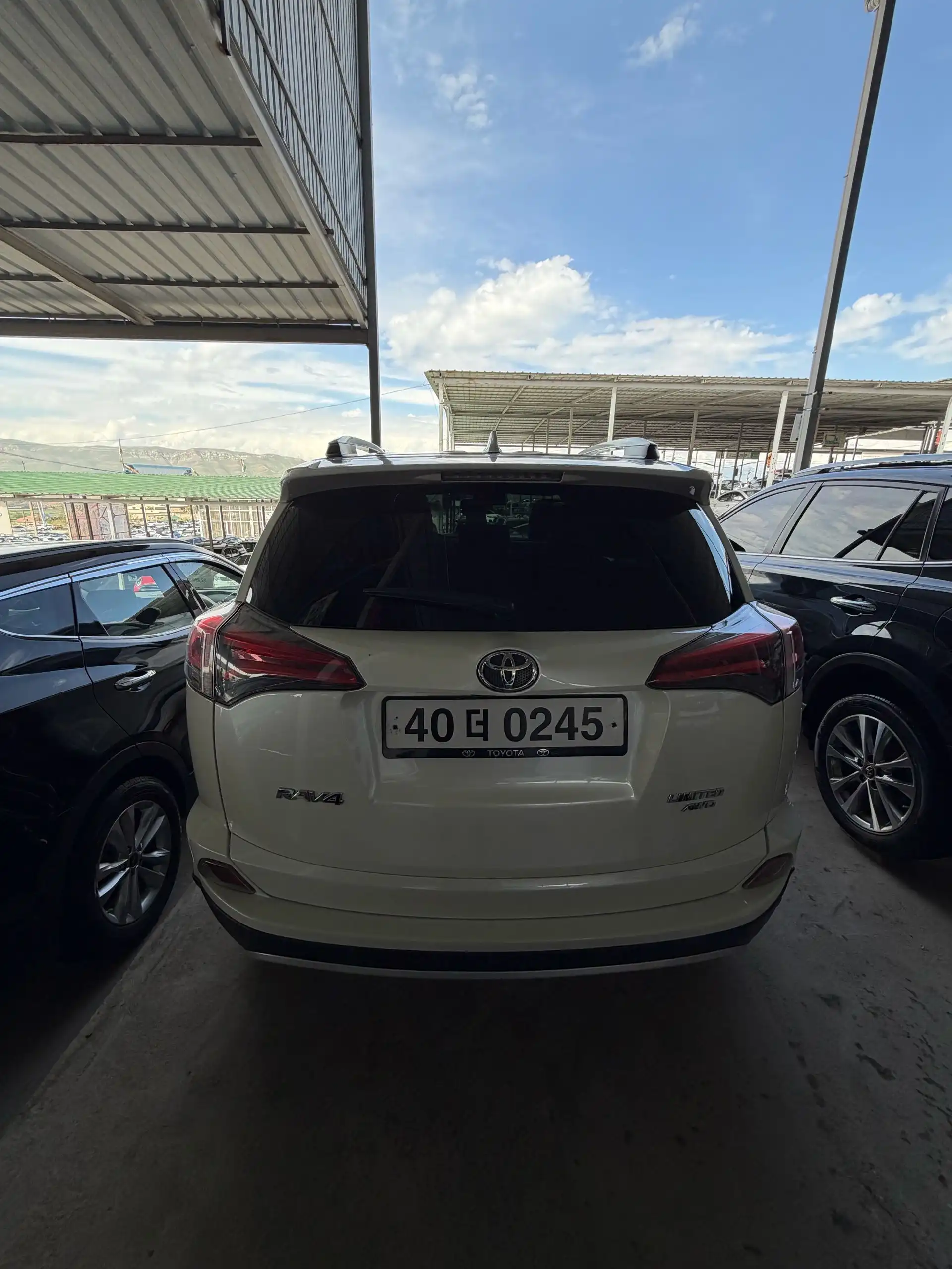 Toyota Rav 4 2015 — фото 3