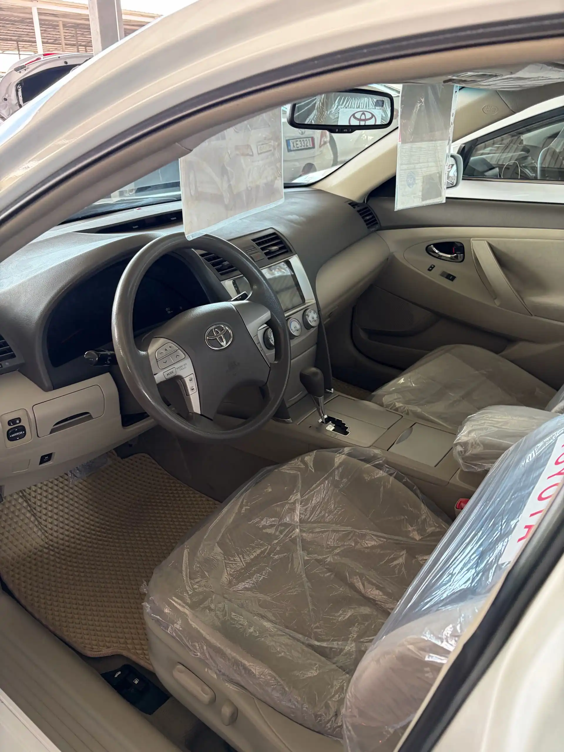 Toyota Camry 2010 — фото 3