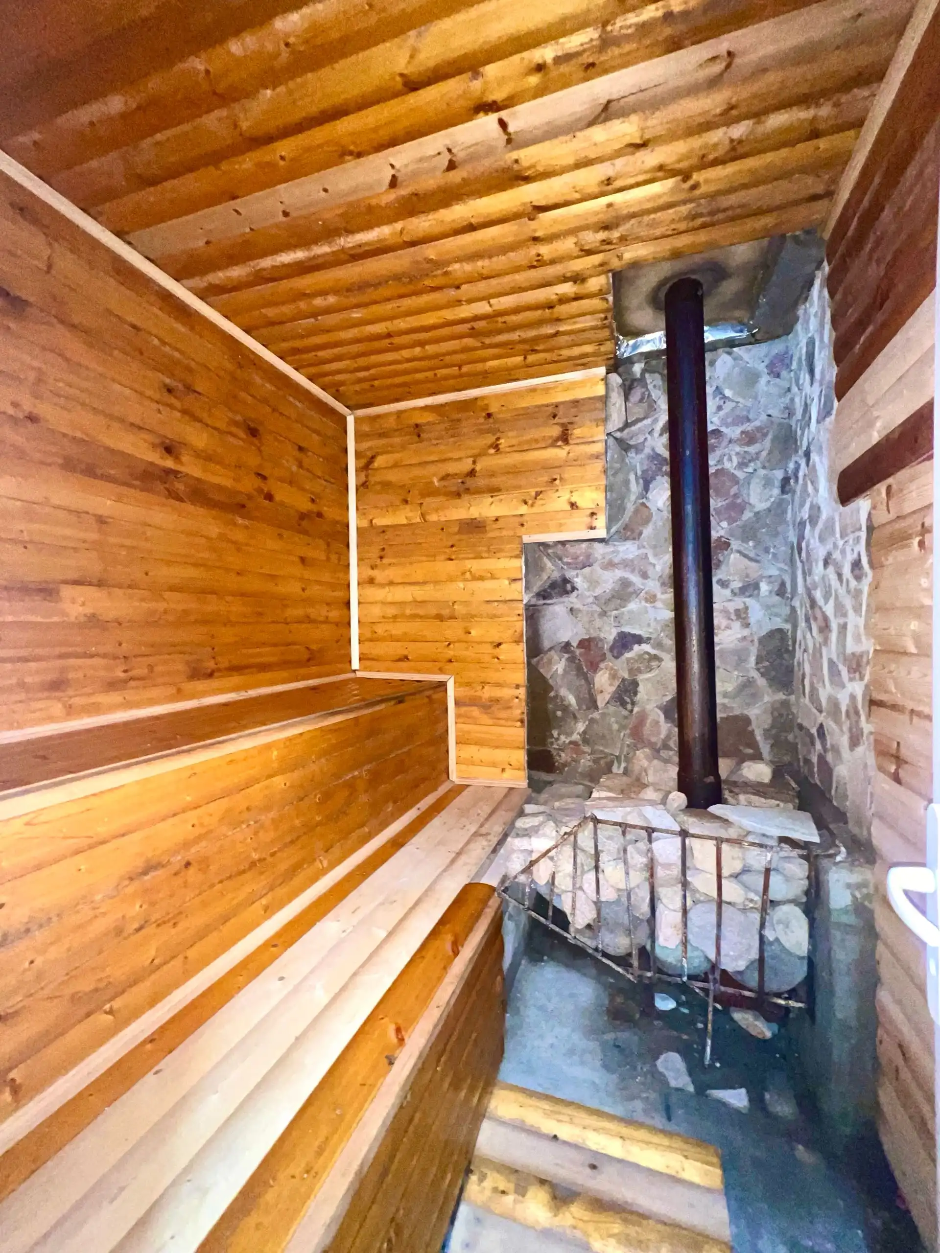 3 этажный, 4-комн. дом, 3003 м², н. Варзоб 34 км