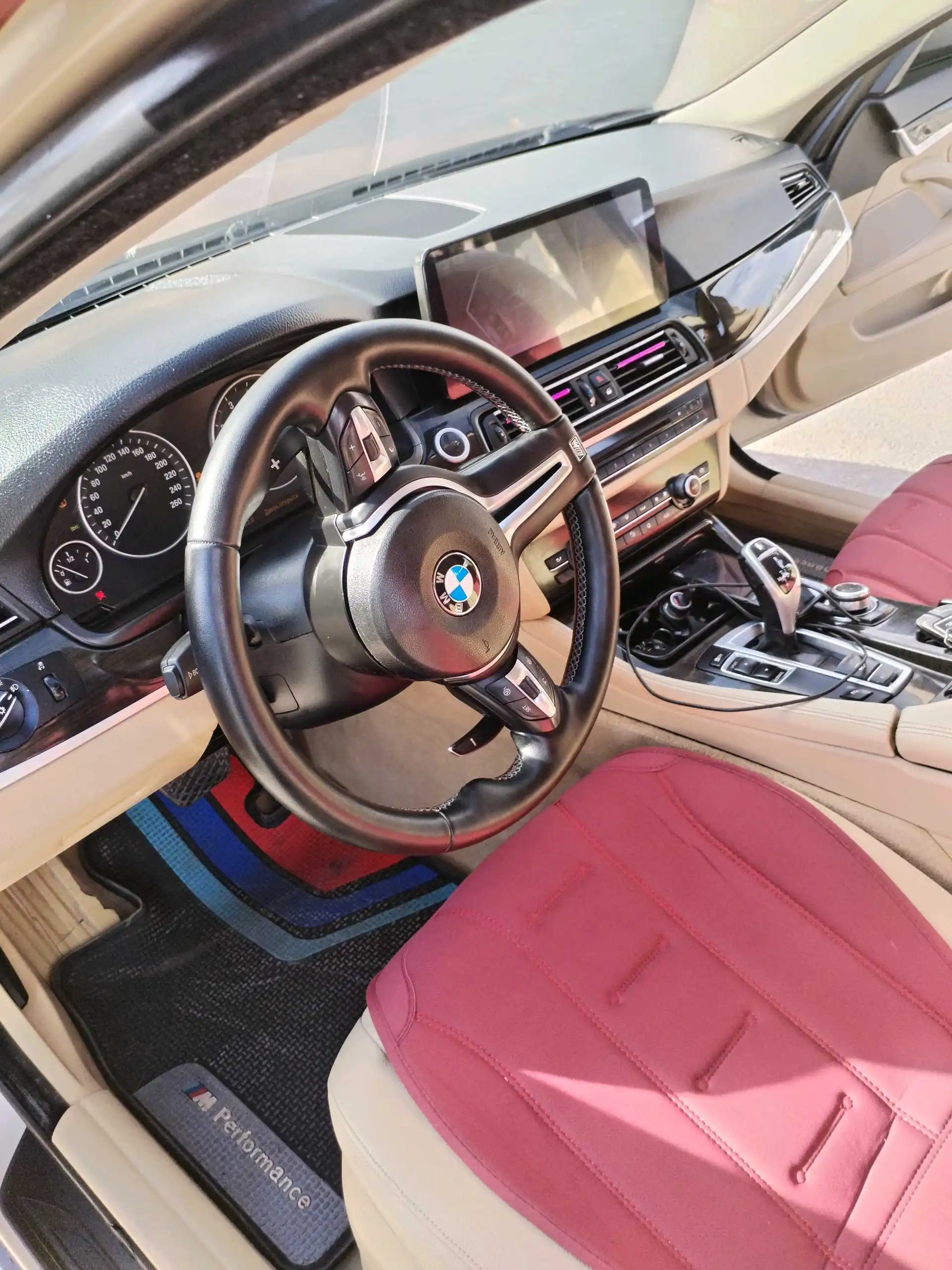BMW M5 2011