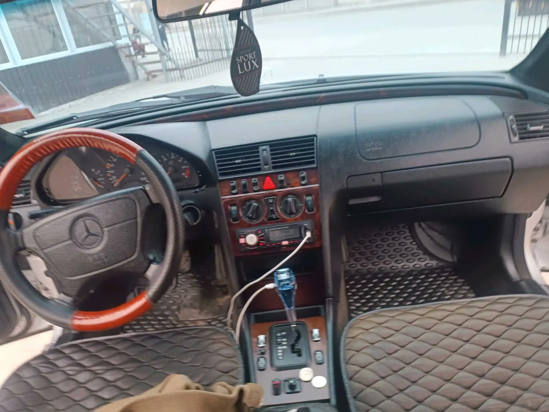 Mercedes-benz C class 1998