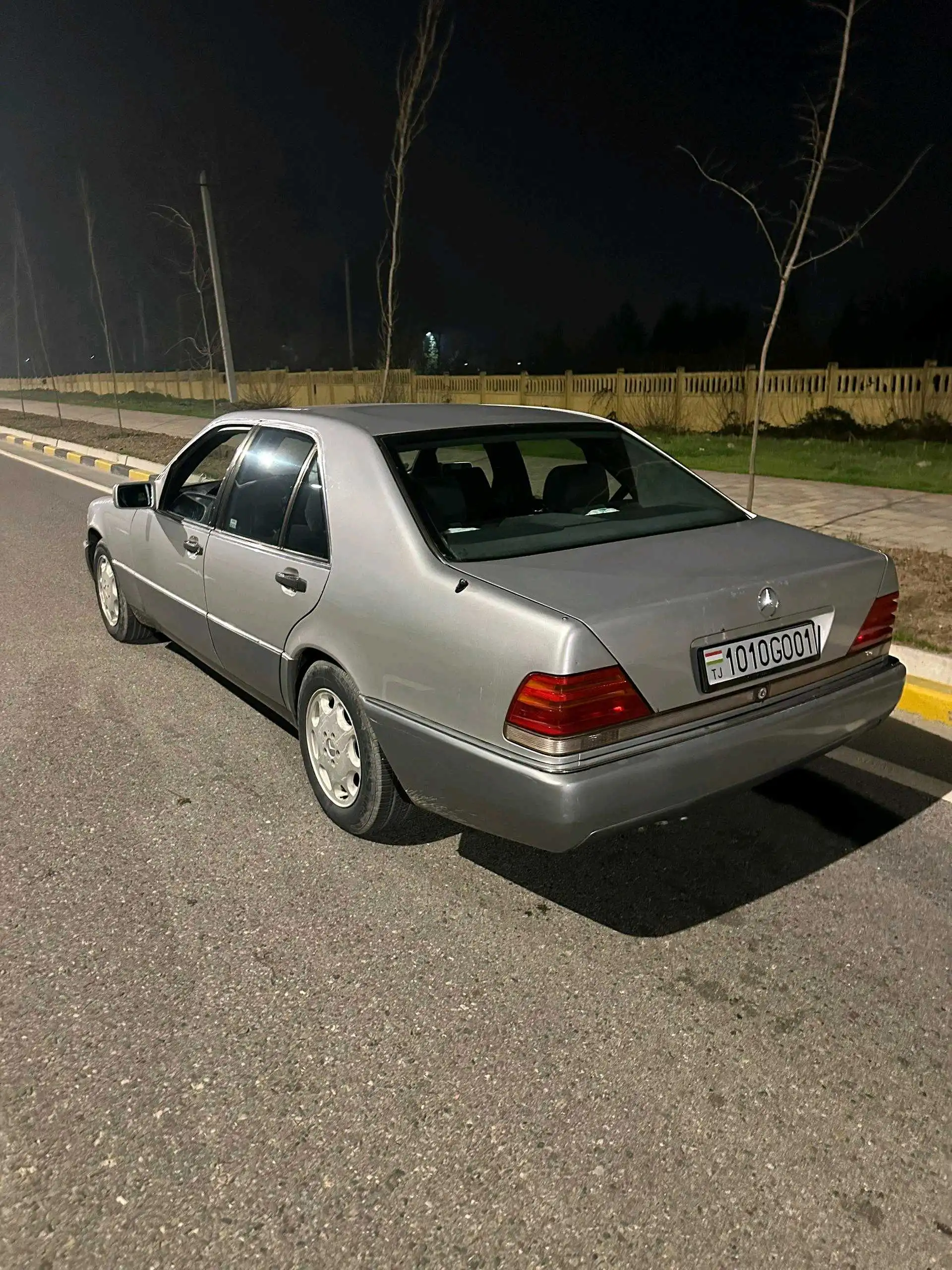 Mercedes-benz S class 1992