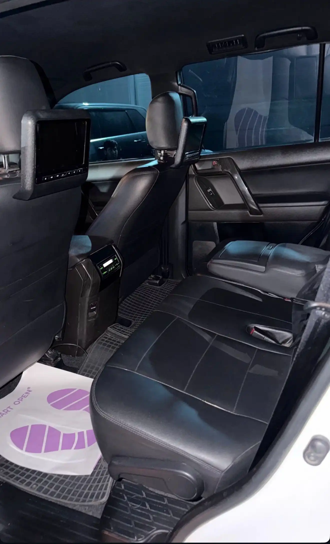 Toyota Land cruiser prado 2011
