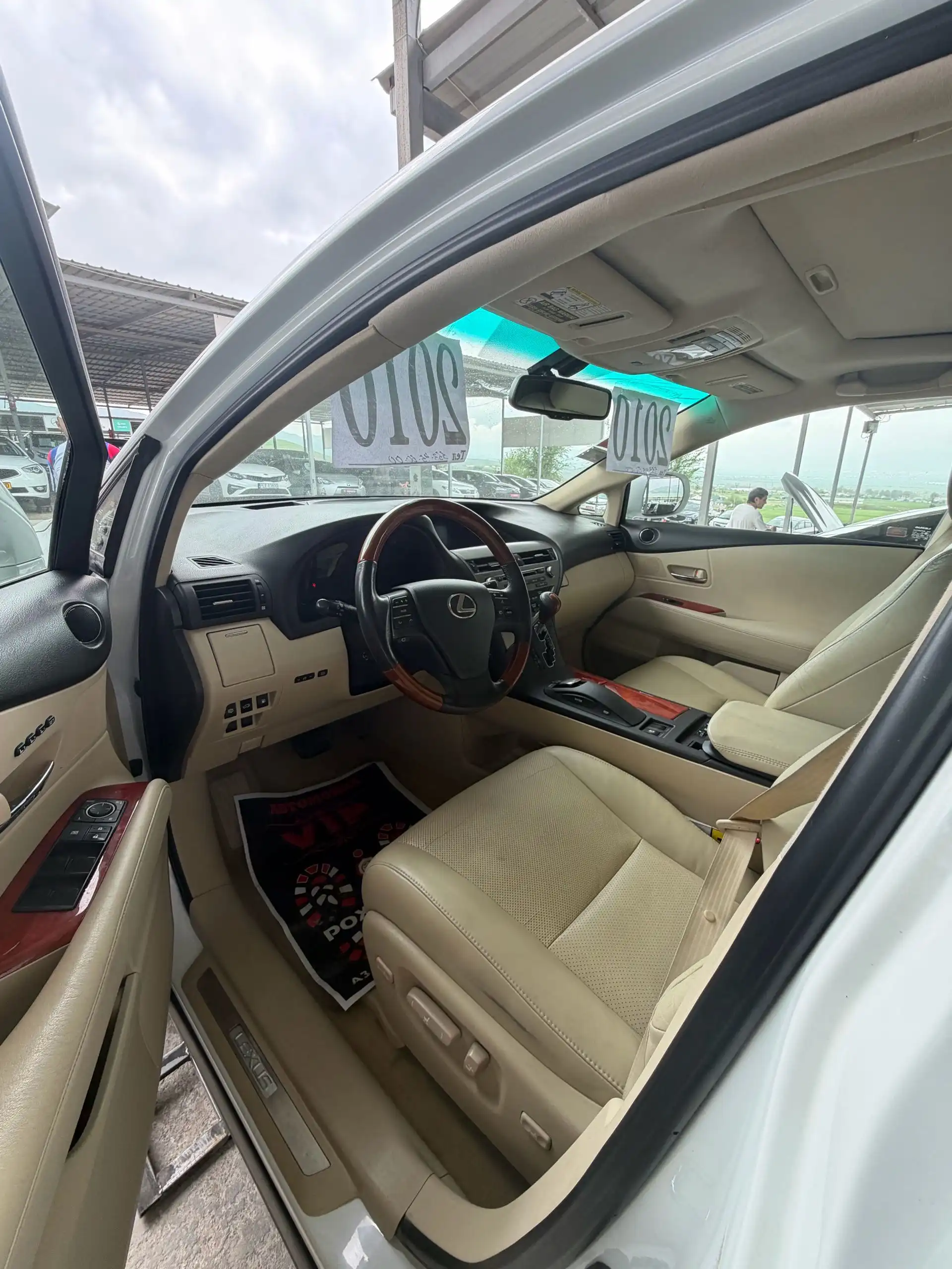 Lexus Rx series 2010