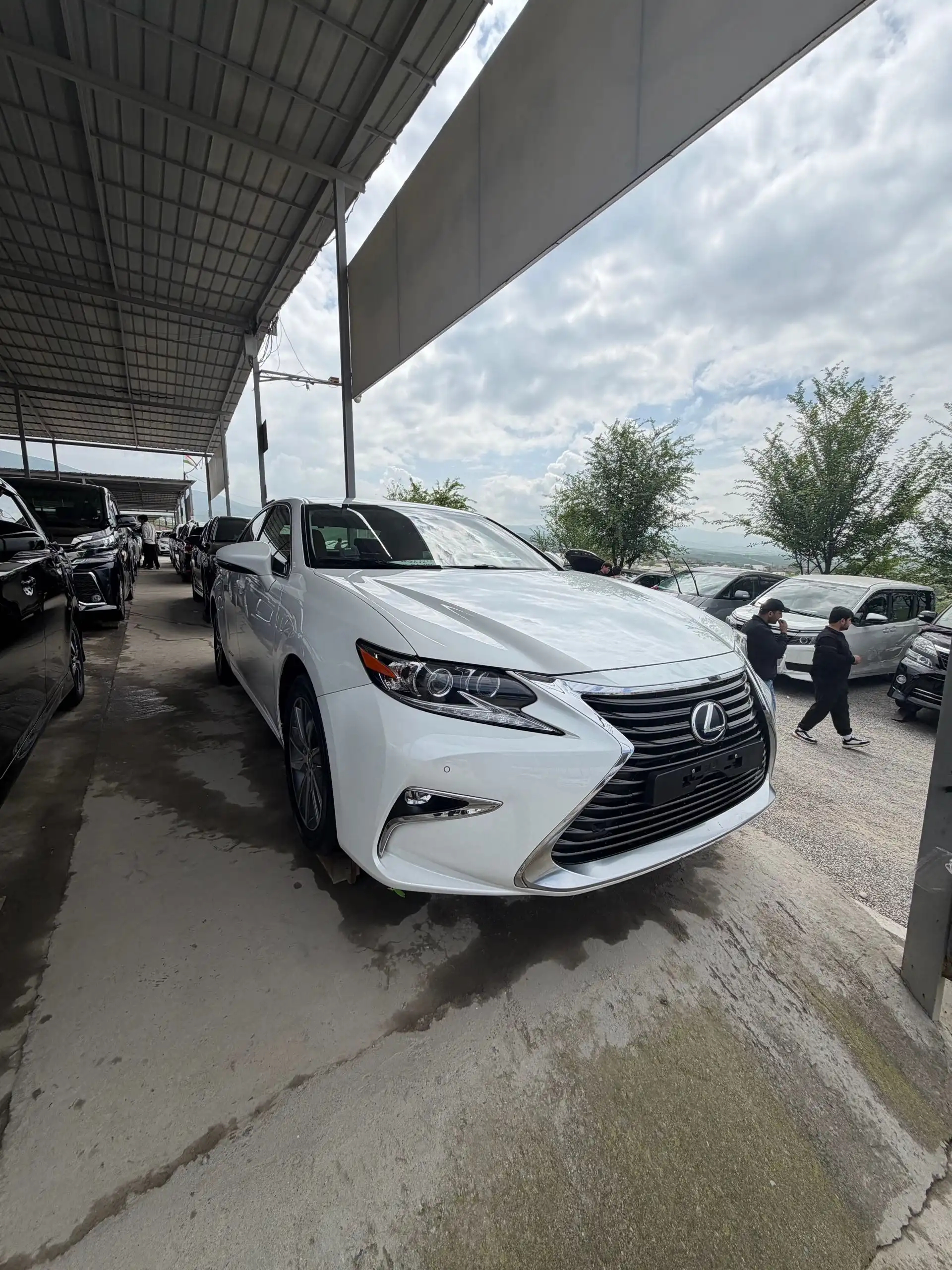 Lexus Es series 2016