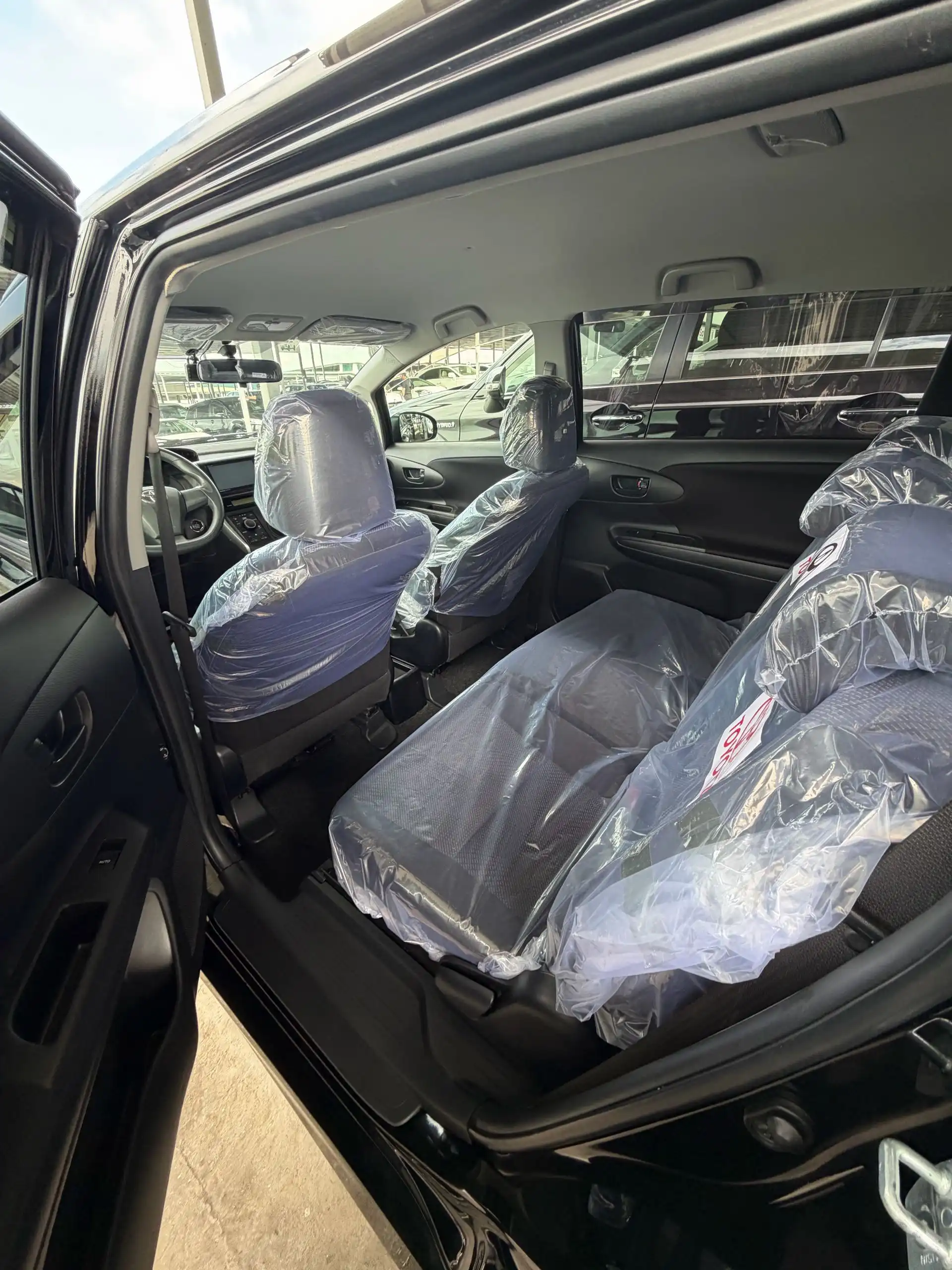 Toyota Wish 2014