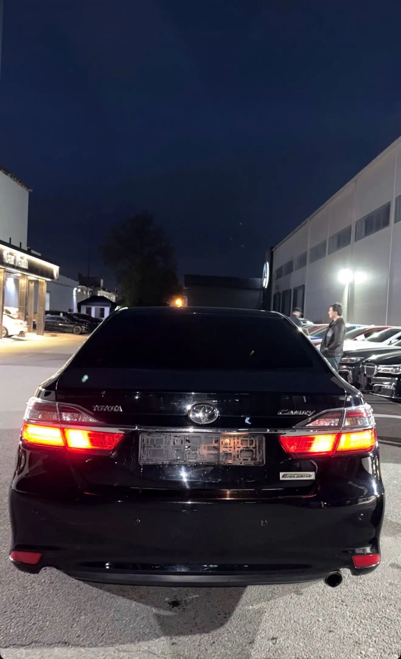 Toyota Camry 2015 — фото 3