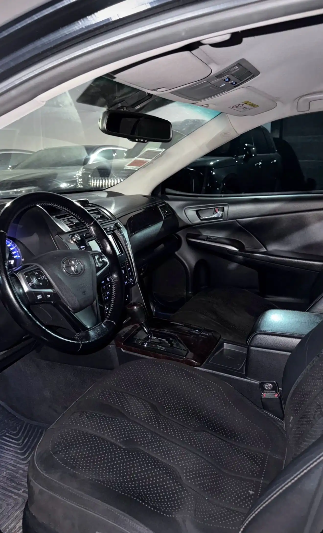 Toyota Camry 2015 — фото 5