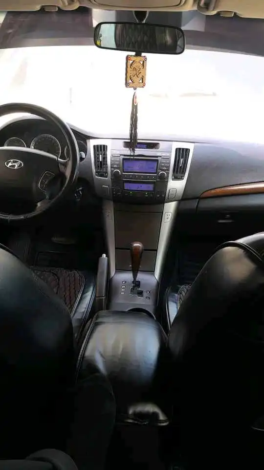 Hyundai Sonata 2009