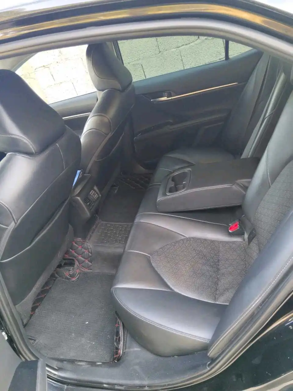 Toyota Camry 2019