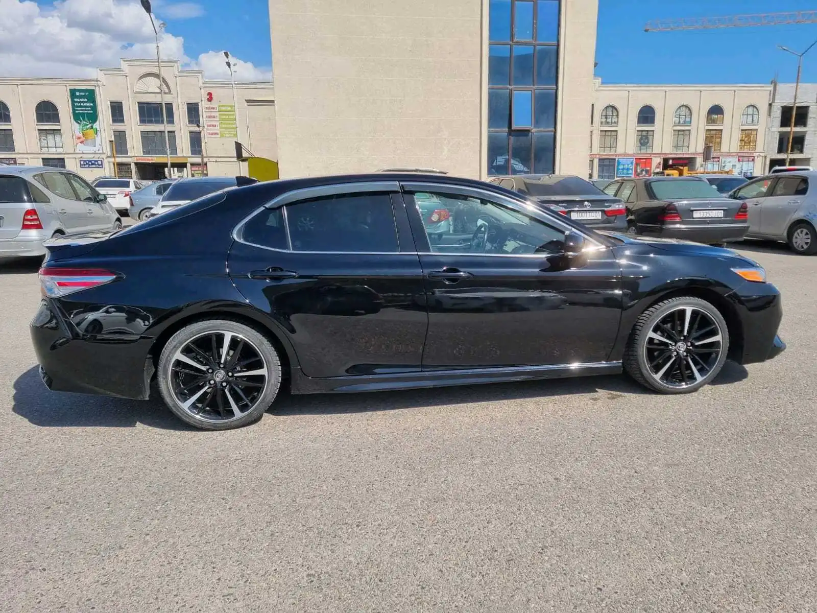 Toyota Camry 2019