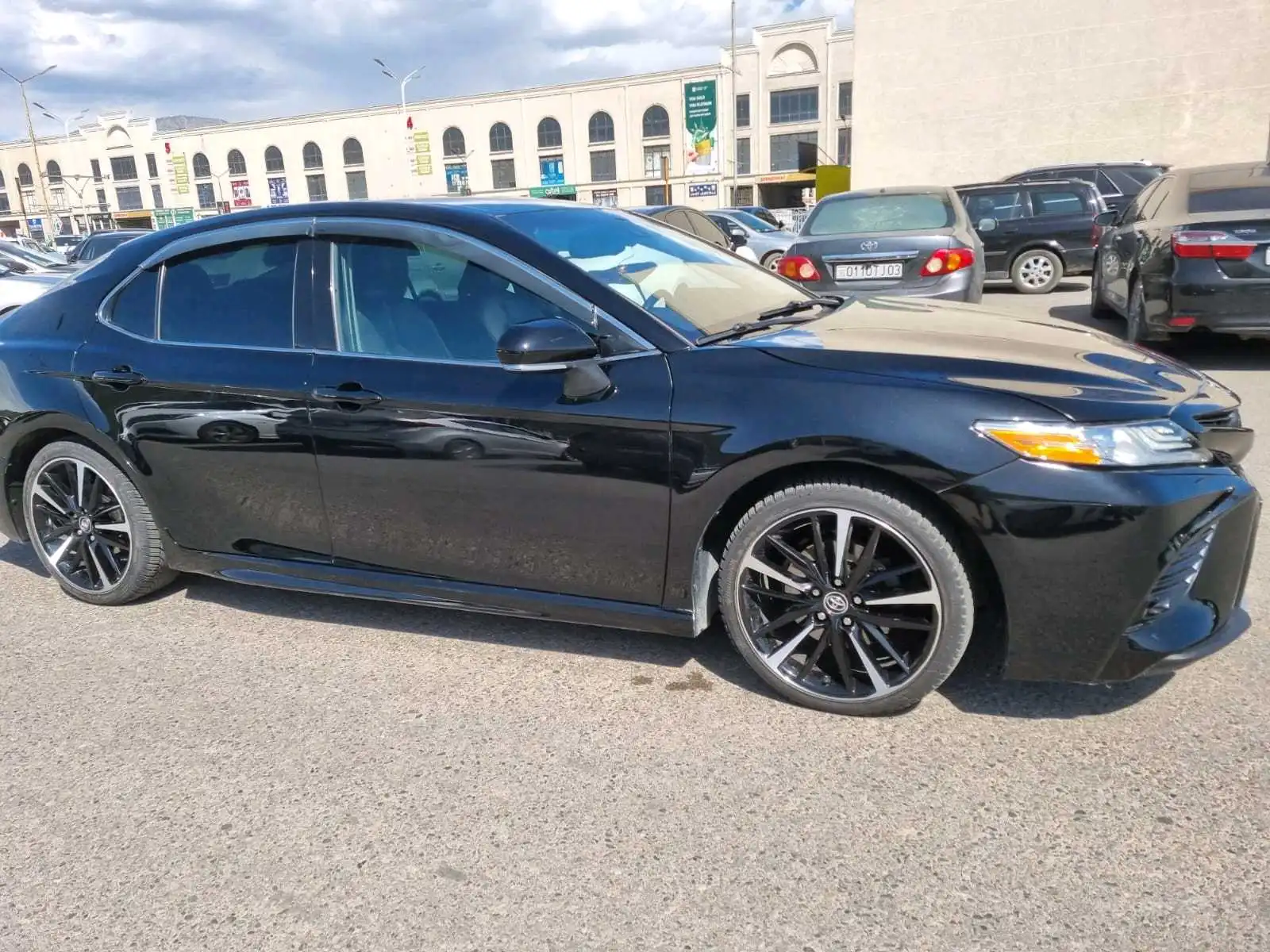 Toyota Camry 2019