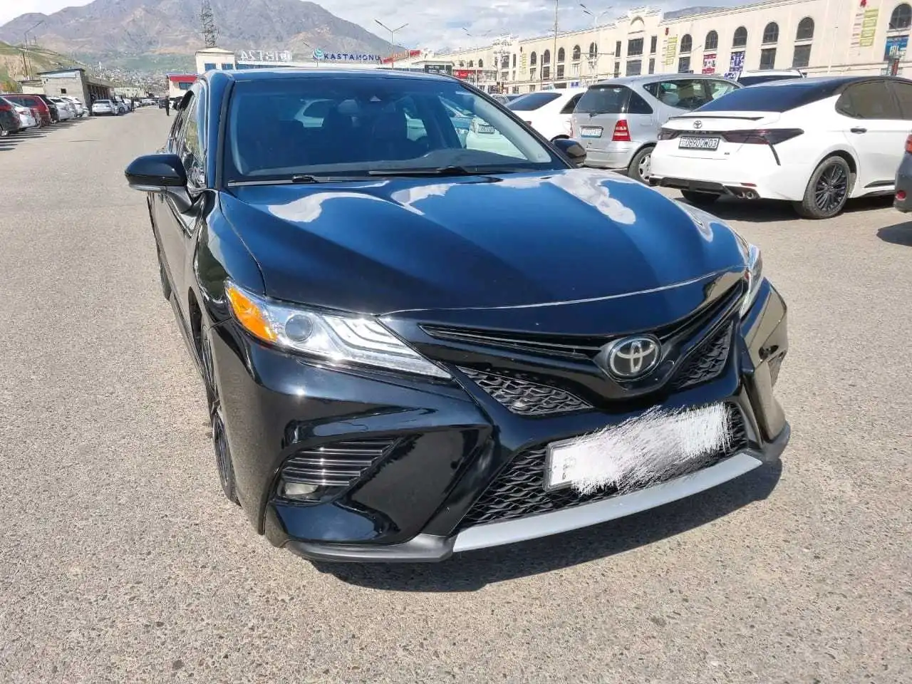 Toyota Camry 2019