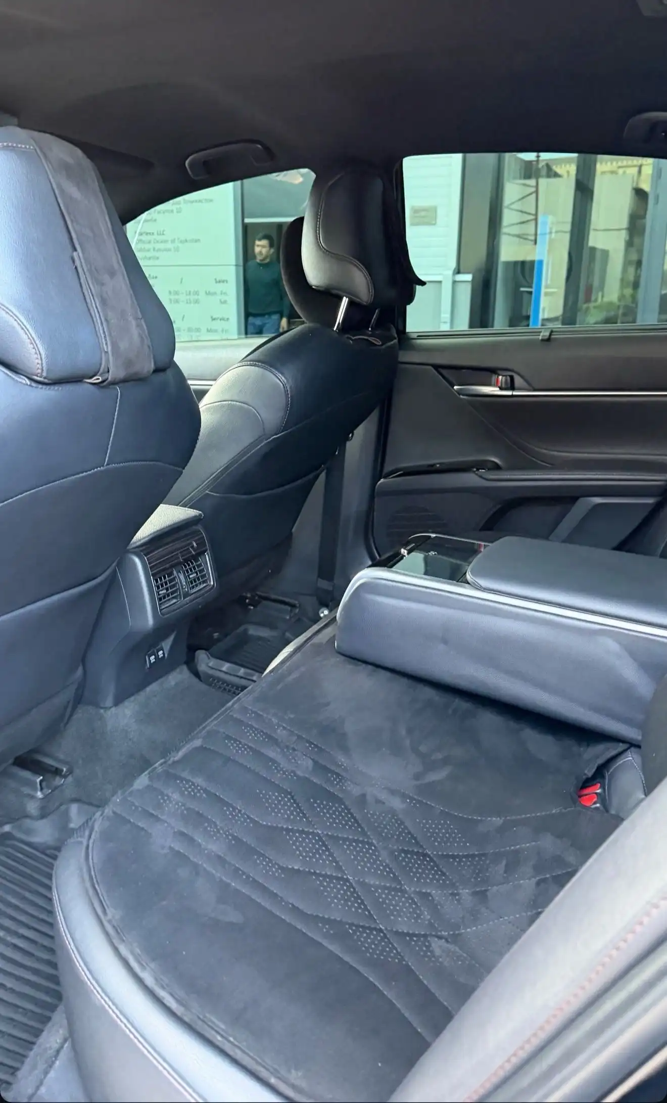 Toyota Camry 2019