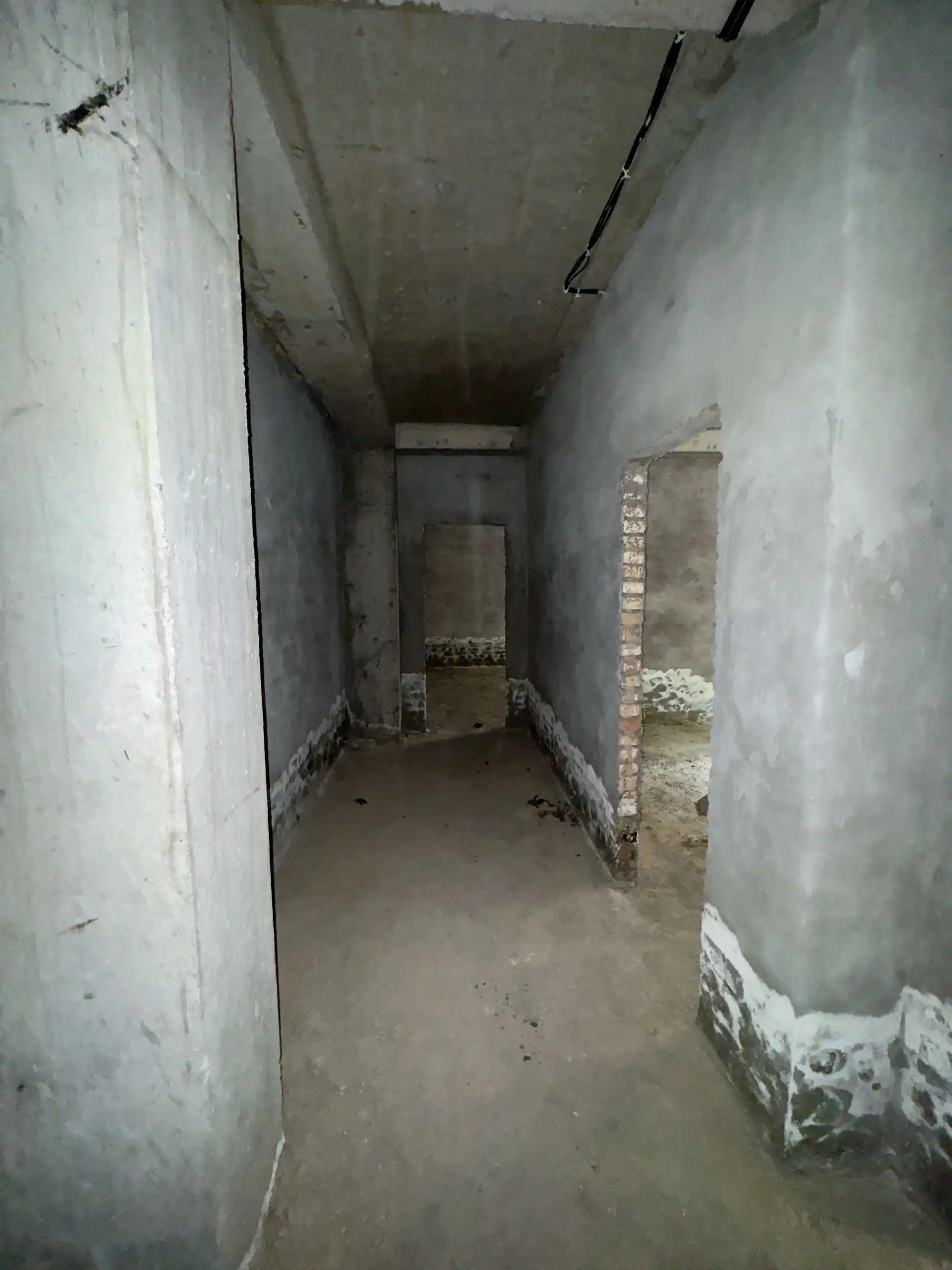 2-к квартира, Цокольный этаж, 75 м², 13 мкр
